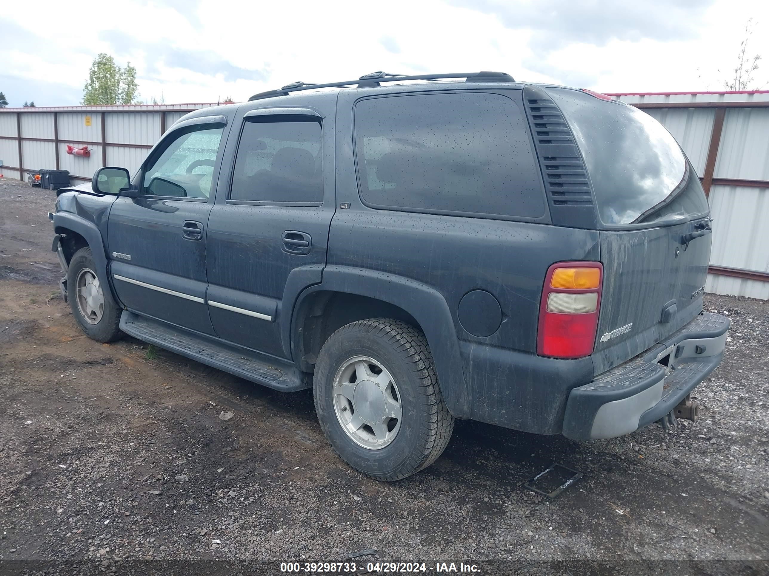 Photo 2 VIN: 1GNEK13Z63R222680 - CHEVROLET TAHOE 