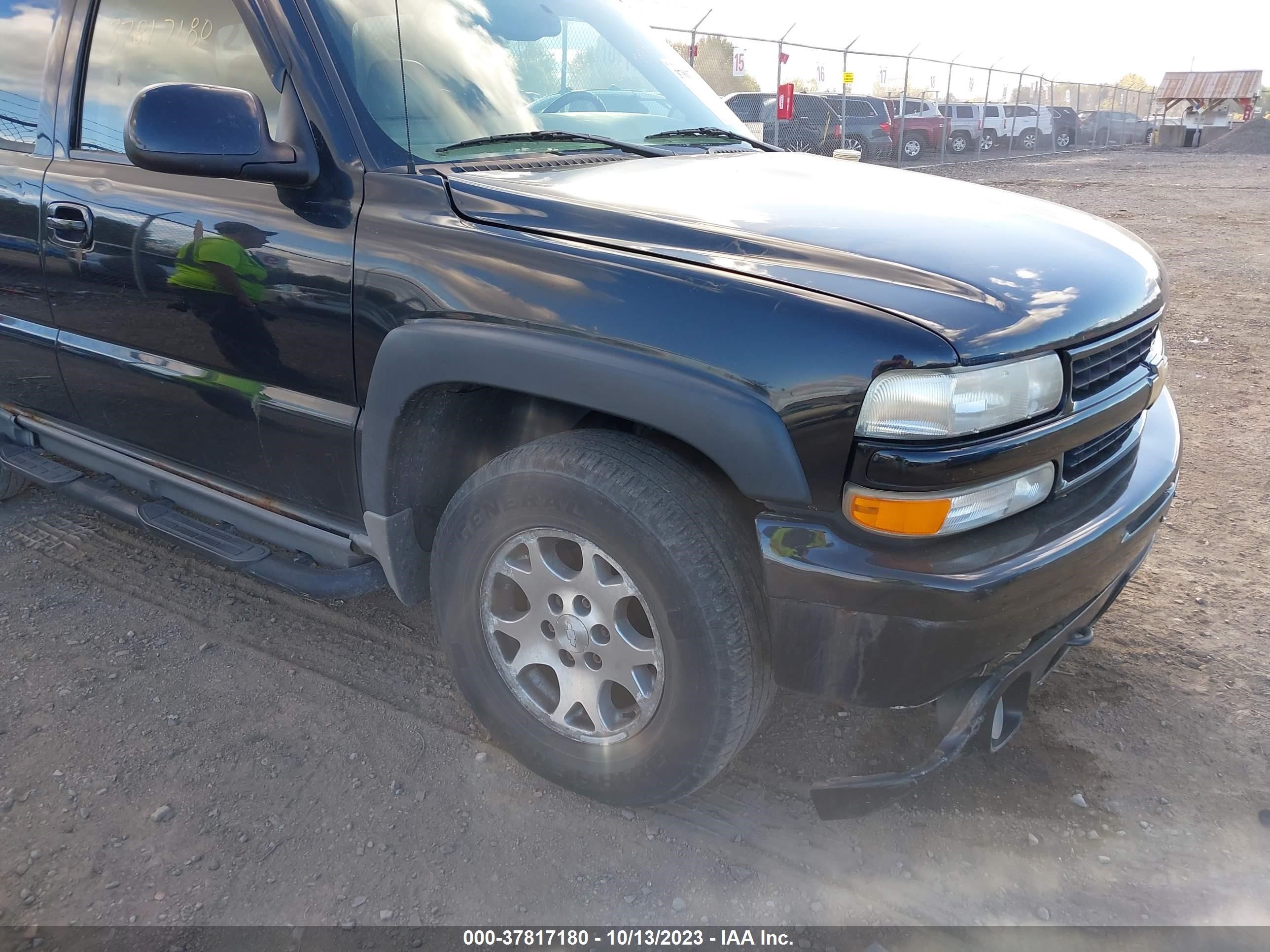 Photo 5 VIN: 1GNEK13Z64R211809 - CHEVROLET TAHOE 