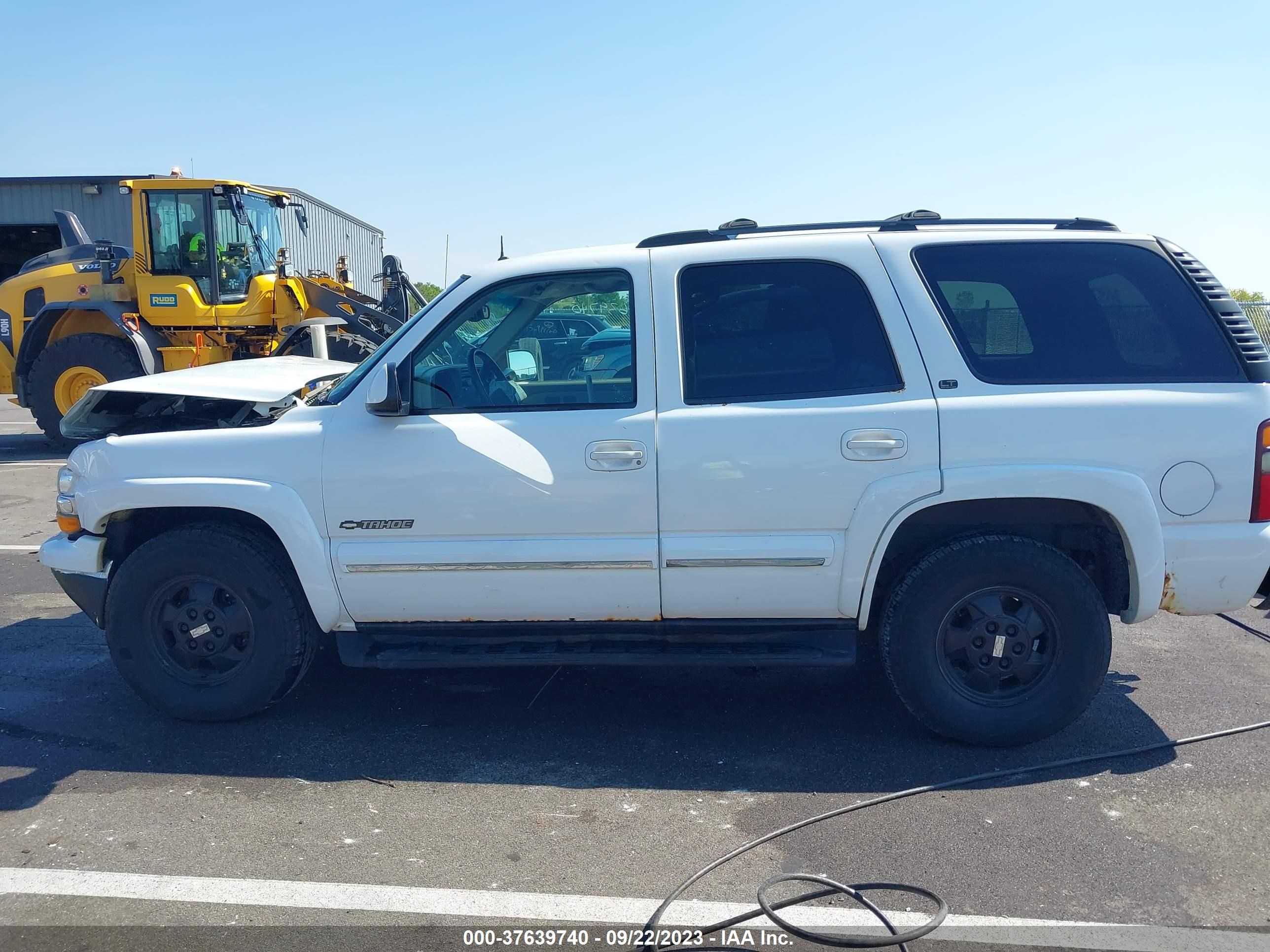 Photo 14 VIN: 1GNEK13Z72J174944 - CHEVROLET TAHOE 