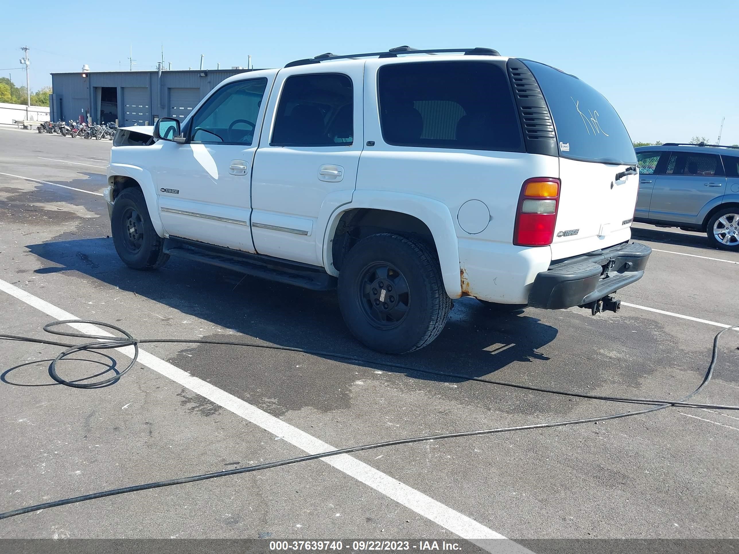 Photo 2 VIN: 1GNEK13Z72J174944 - CHEVROLET TAHOE 