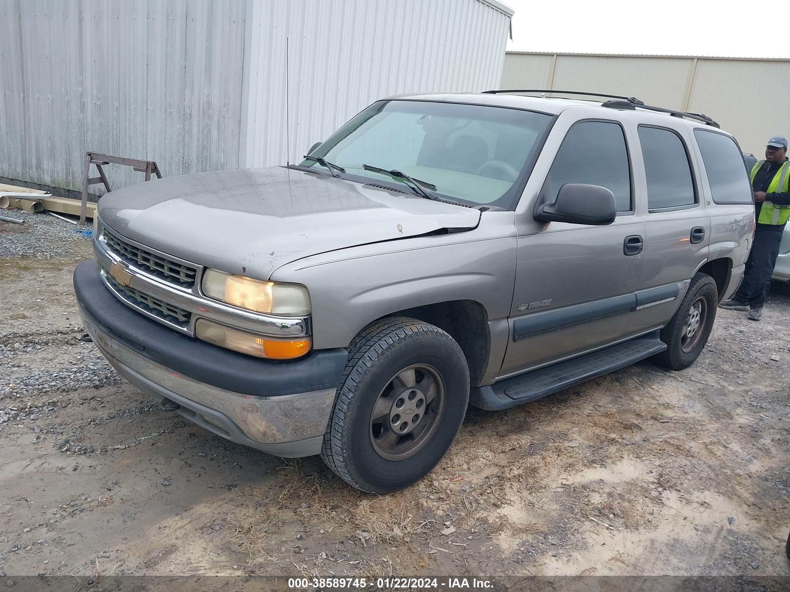 Photo 1 VIN: 1GNEK13Z72J233636 - CHEVROLET TAHOE 