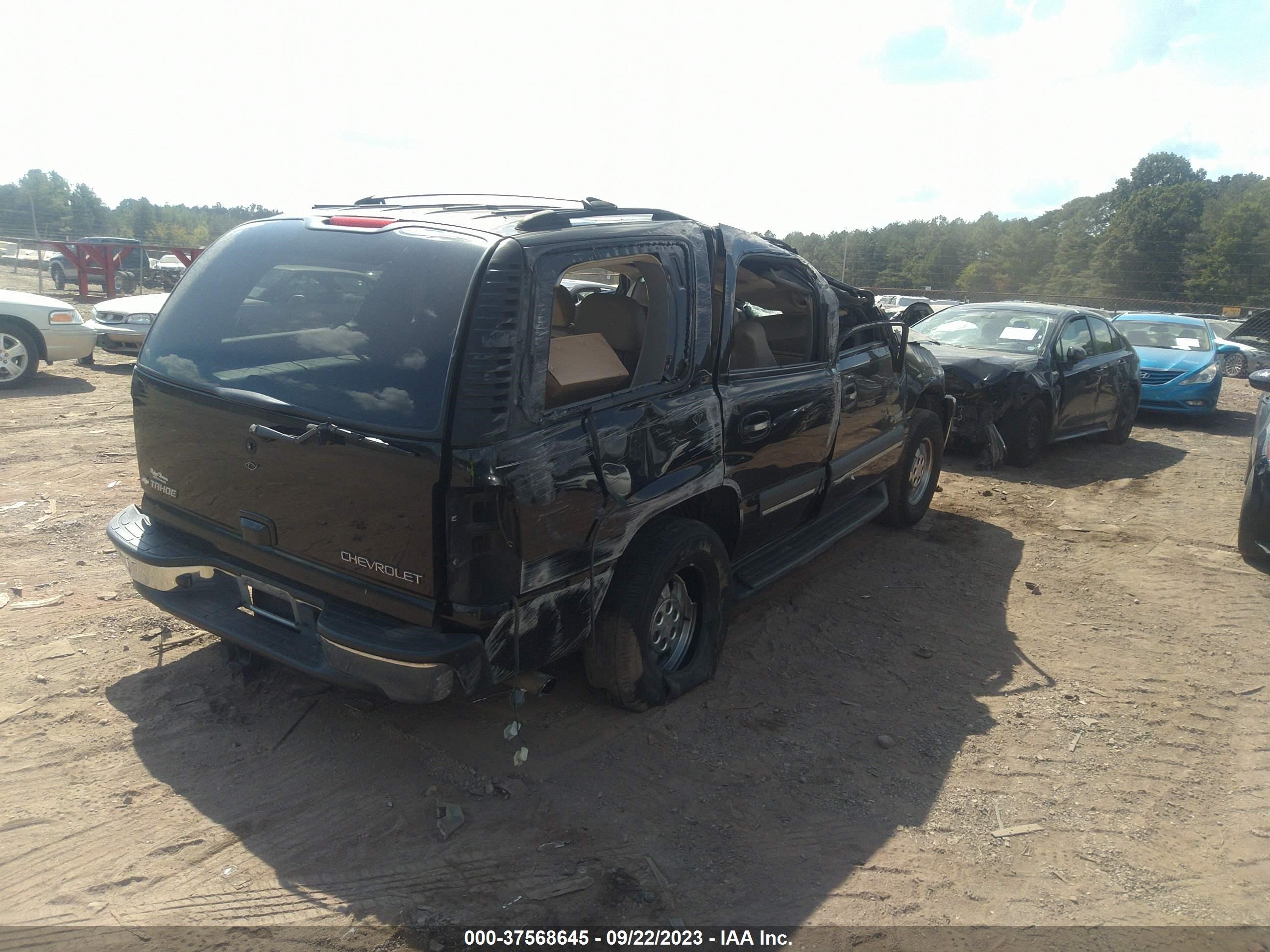 Photo 3 VIN: 1GNEK13Z72J247486 - CHEVROLET TAHOE 