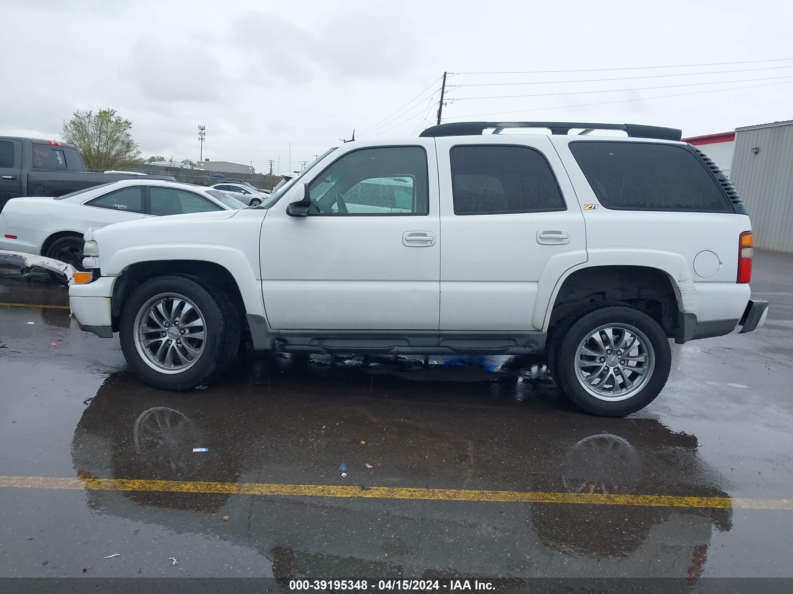 Photo 13 VIN: 1GNEK13Z73R163459 - CHEVROLET TAHOE 