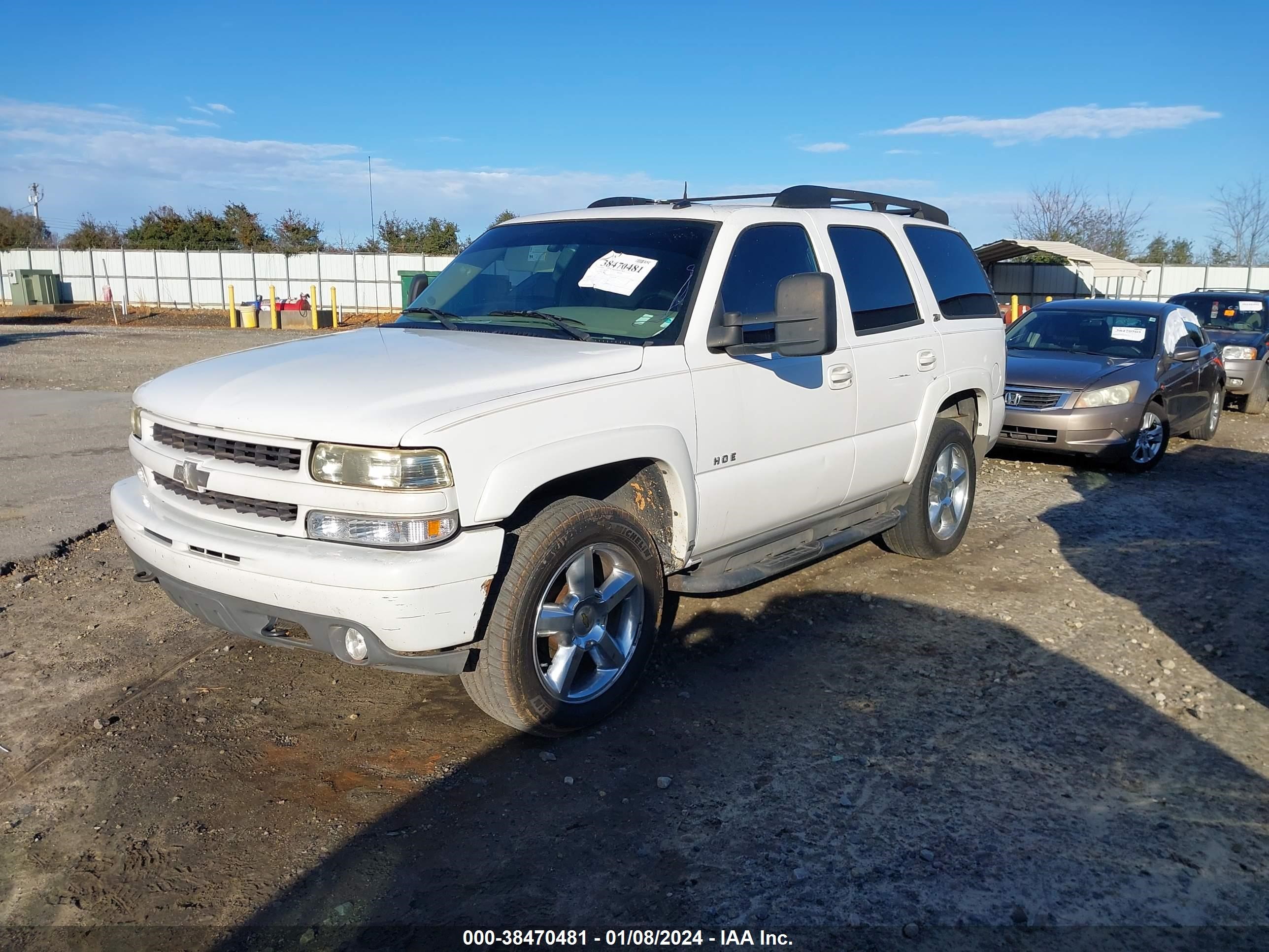 Photo 1 VIN: 1GNEK13Z84R137129 - CHEVROLET TAHOE 