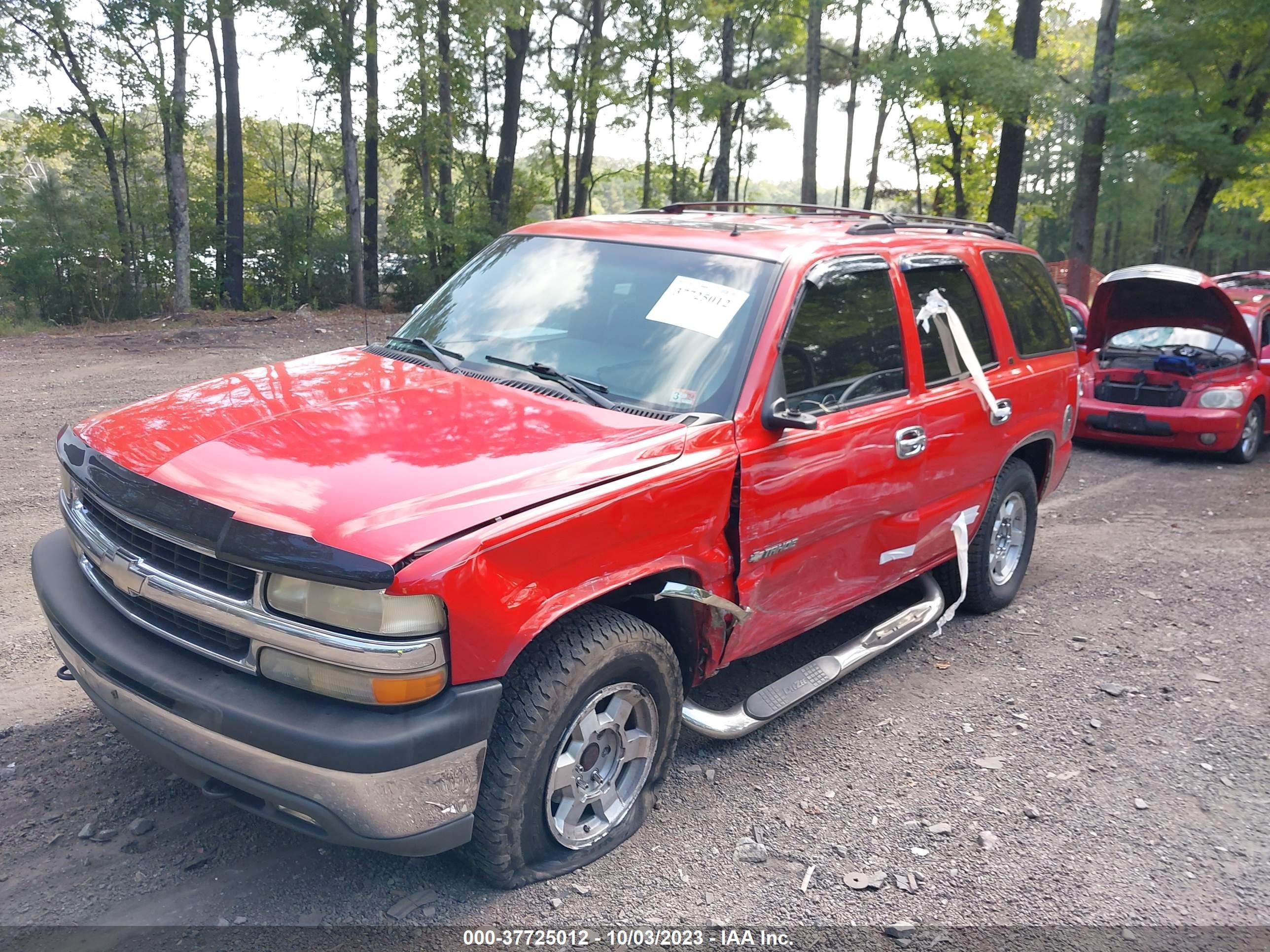 Photo 1 VIN: 1GNEK13Z92R126122 - CHEVROLET TAHOE 