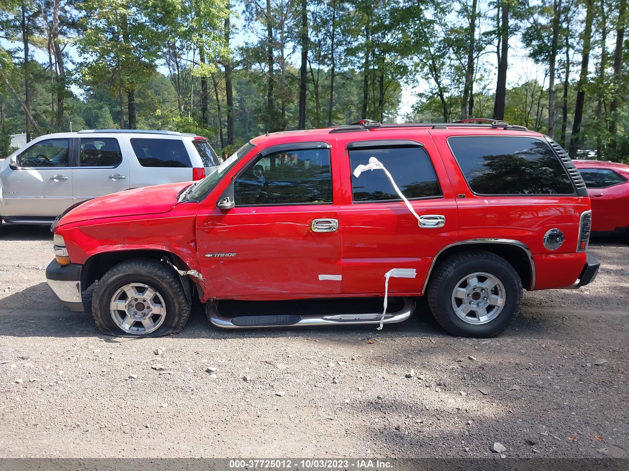 Photo 13 VIN: 1GNEK13Z92R126122 - CHEVROLET TAHOE 