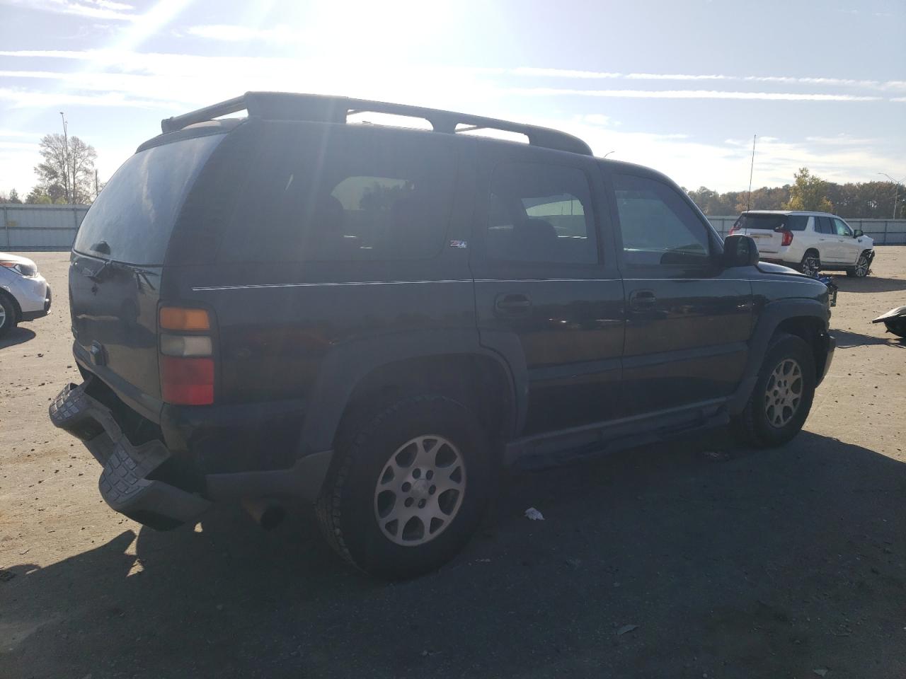 Photo 2 VIN: 1GNEK13Z96R130404 - CHEVROLET TAHOE 