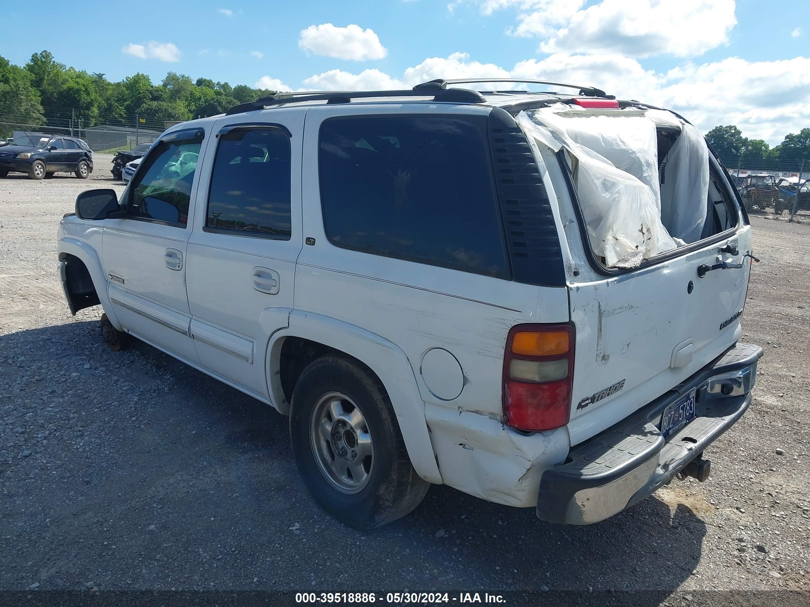 Photo 2 VIN: 1GNEK13ZX2J223716 - CHEVROLET TAHOE 