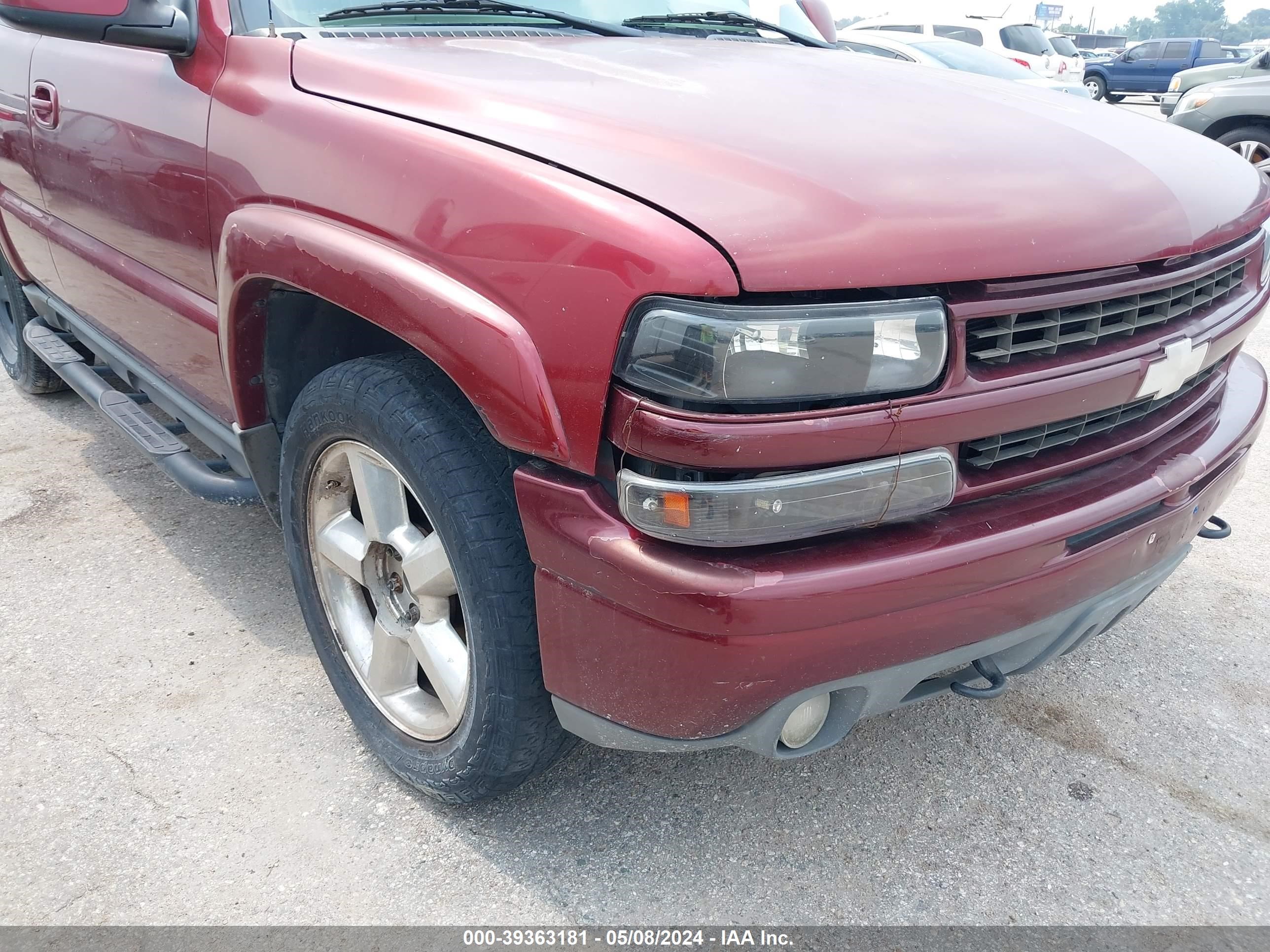 Photo 5 VIN: 1GNEK13ZX3R194768 - CHEVROLET TAHOE 