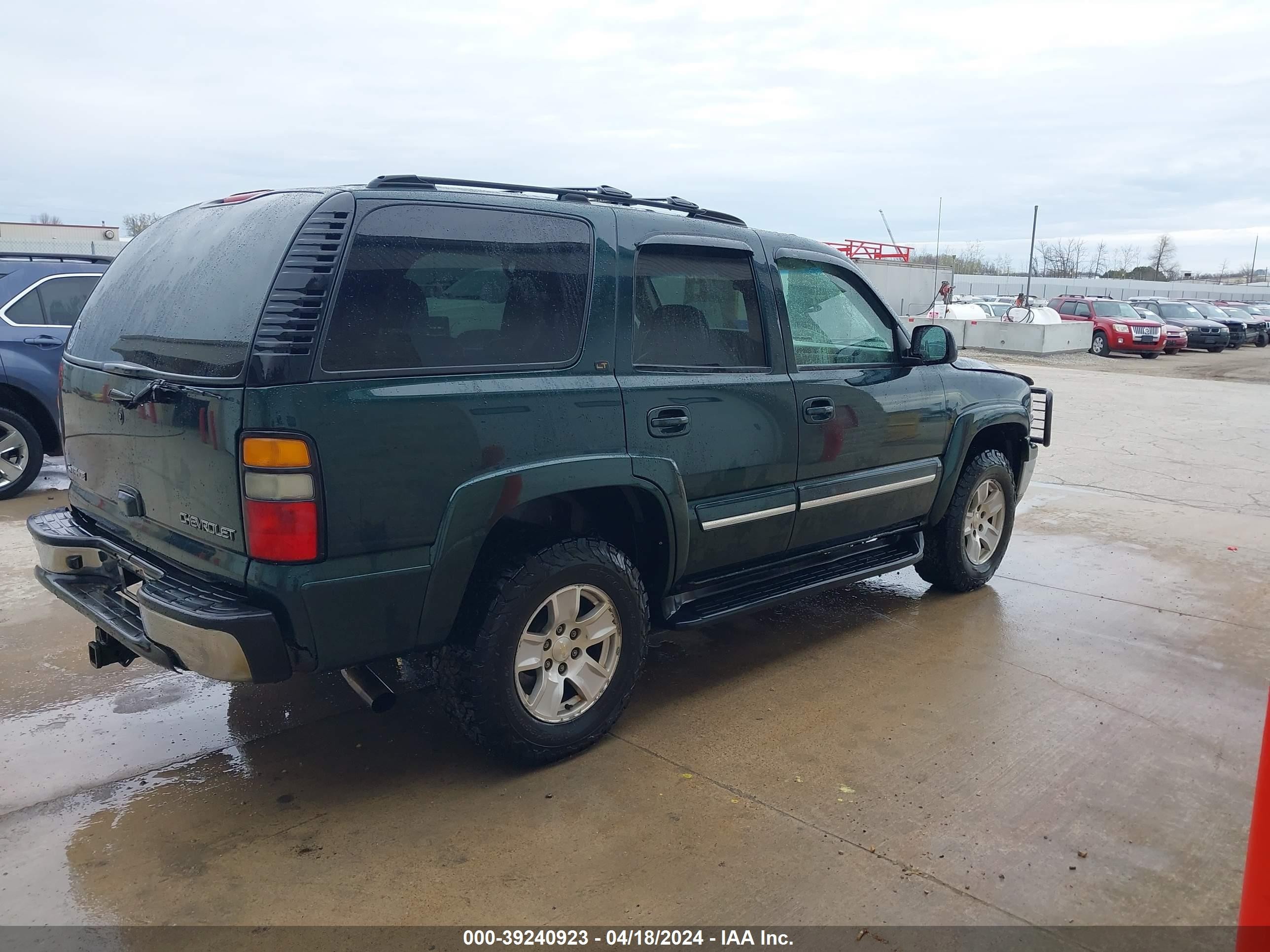 Photo 3 VIN: 1GNEK13ZX4J203744 - CHEVROLET TAHOE 