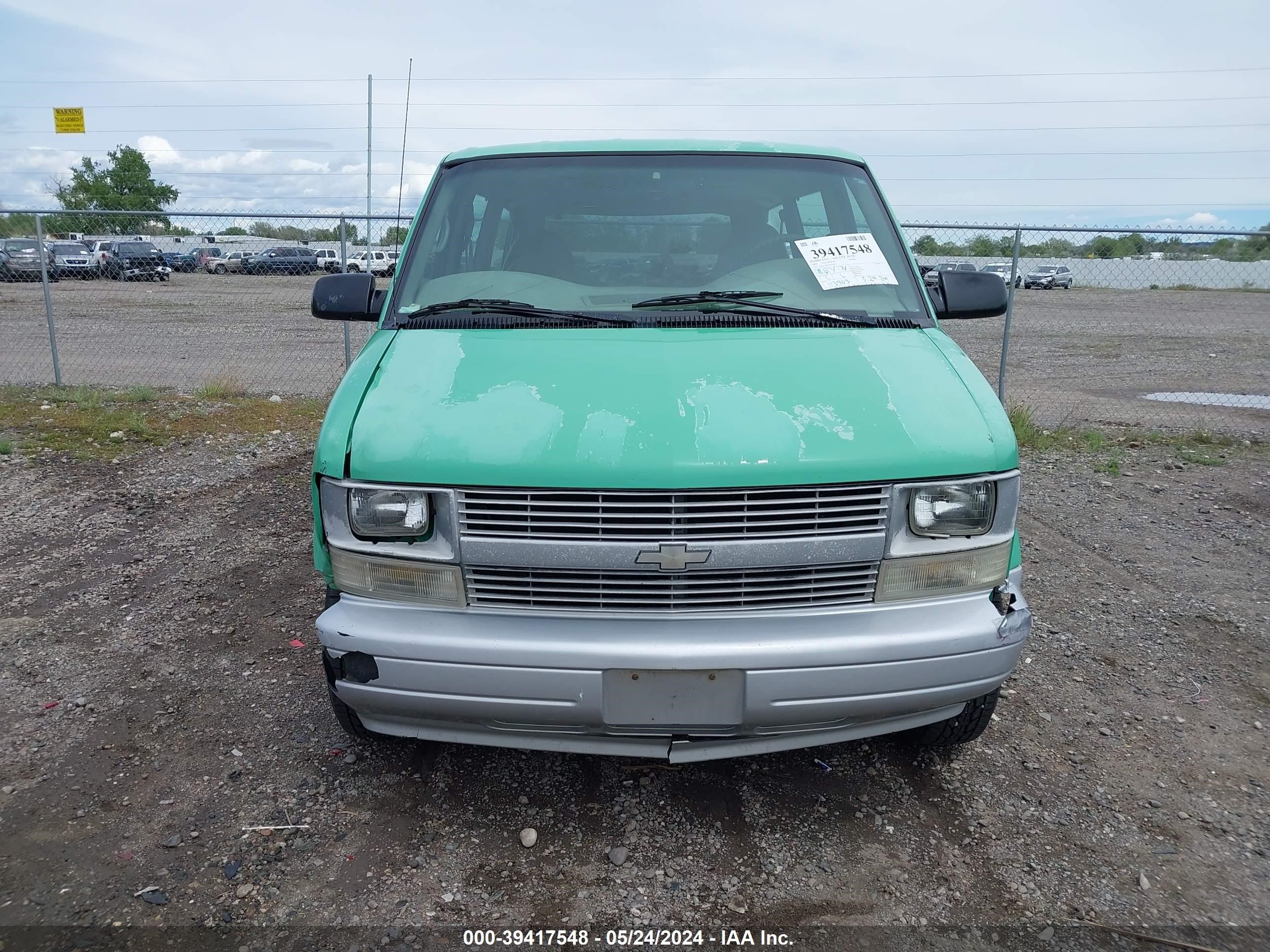 Photo 5 VIN: 1GNEL19W0YB169467 - CHEVROLET ASTRO 