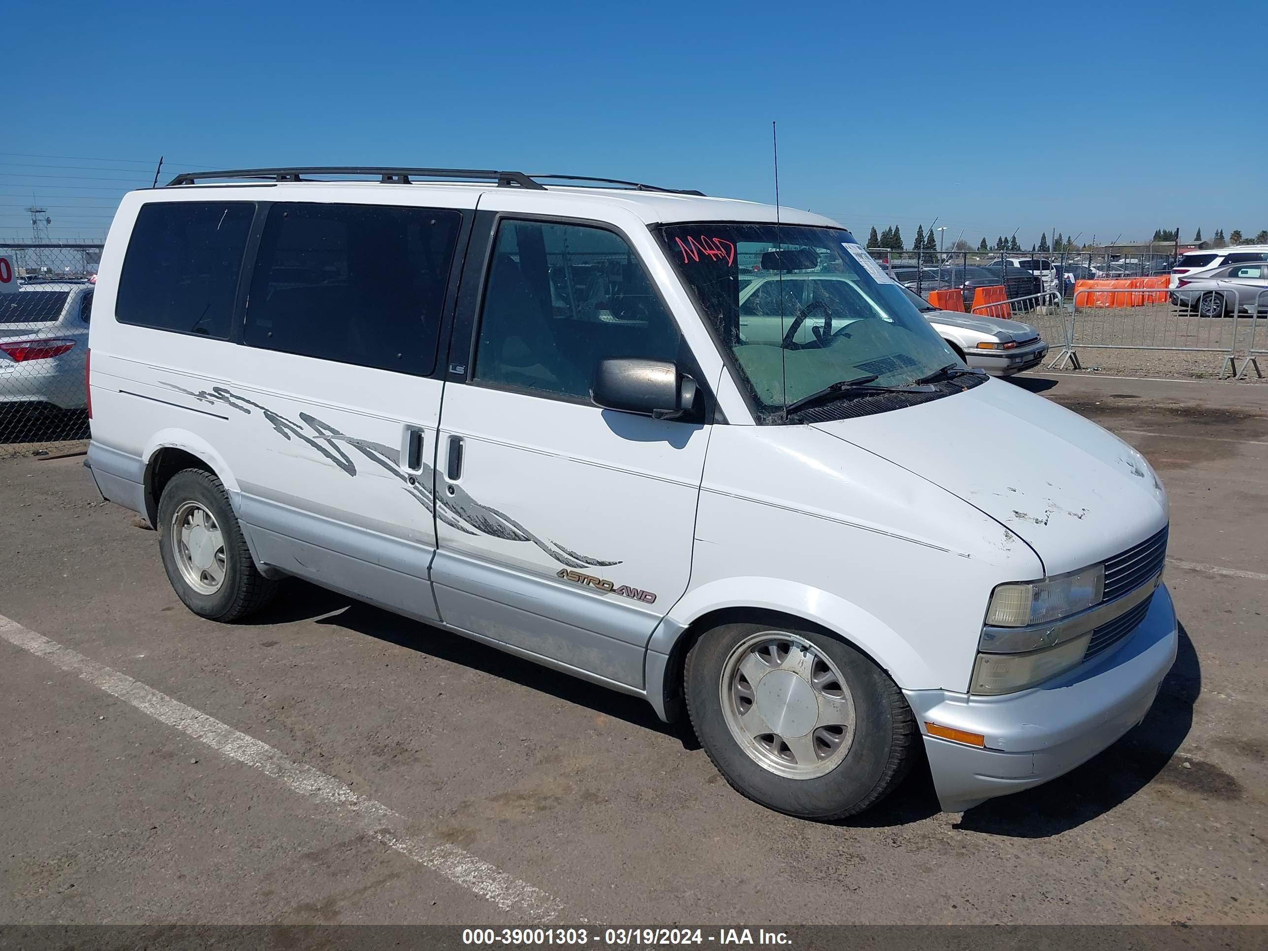 Photo 0 VIN: 1GNEL19W5TB179484 - CHEVROLET ASTRO 