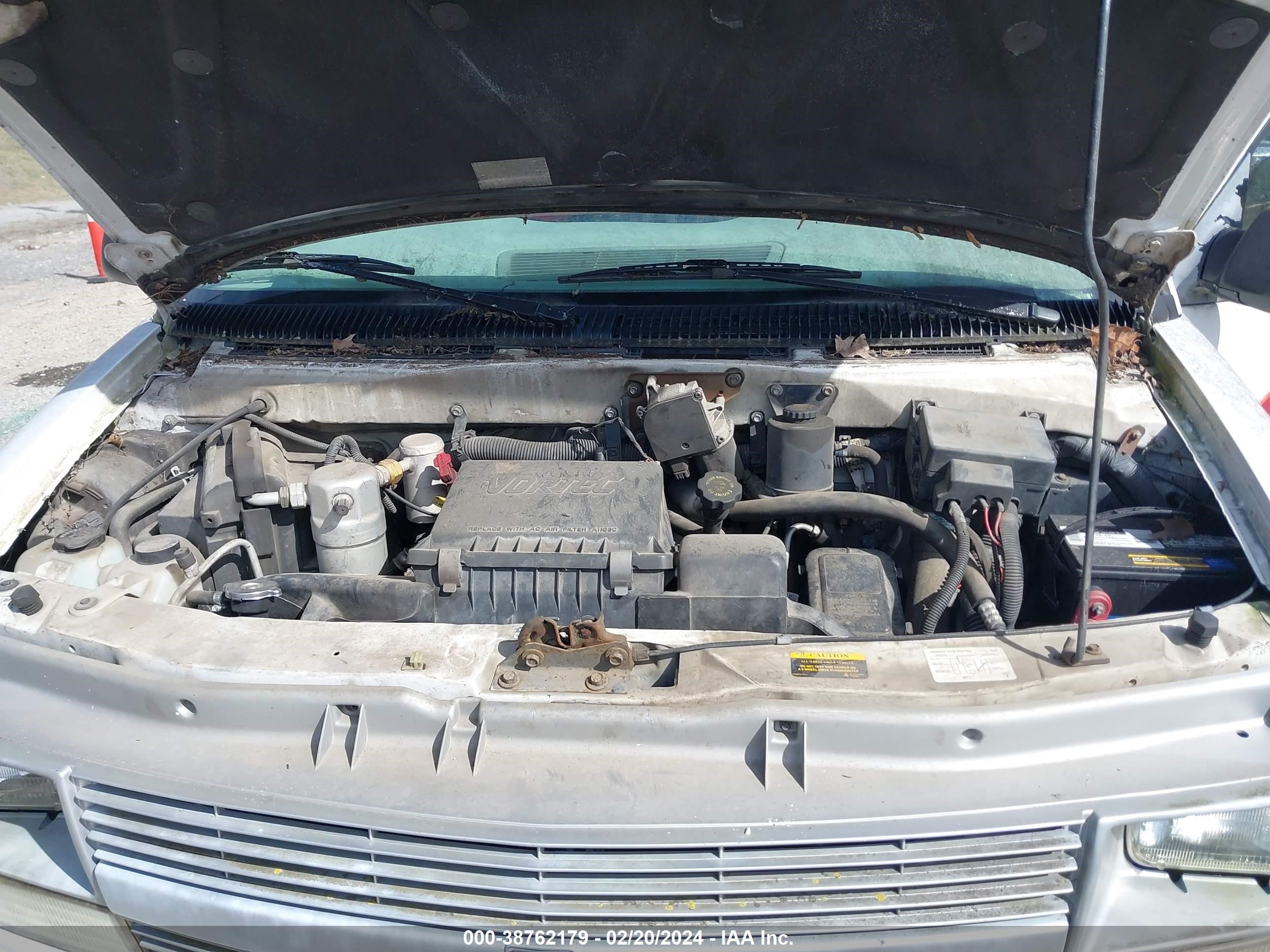 Photo 9 VIN: 1GNEL19W9VB145891 - CHEVROLET ASTRO 