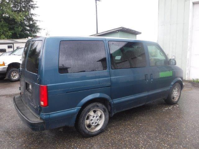 Photo 2 VIN: 1GNEL19X23B134608 - CHEVROLET ASTRO 