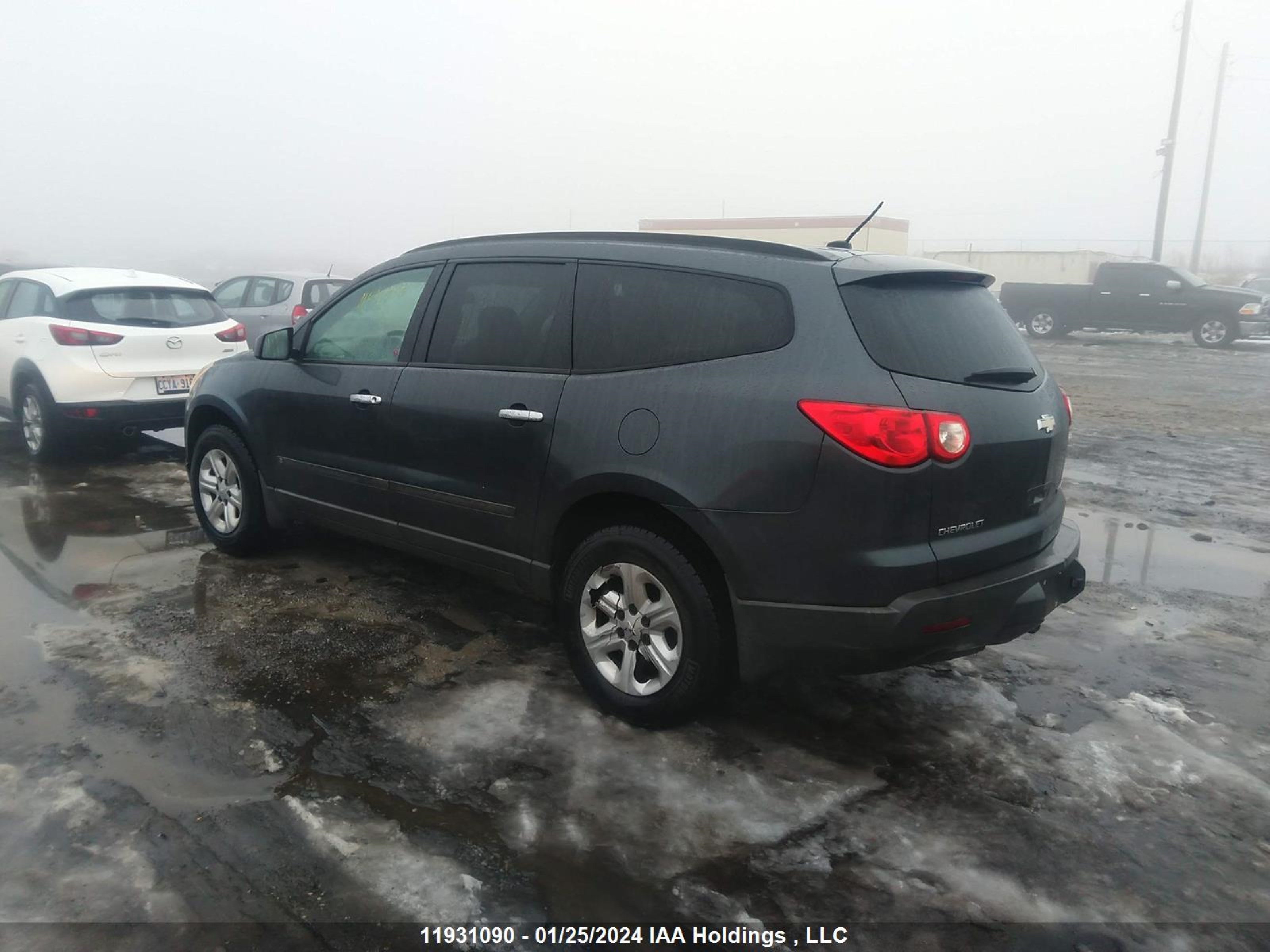 Photo 2 VIN: 1GNER13D19S120267 - CHEVROLET TRAVERSE 