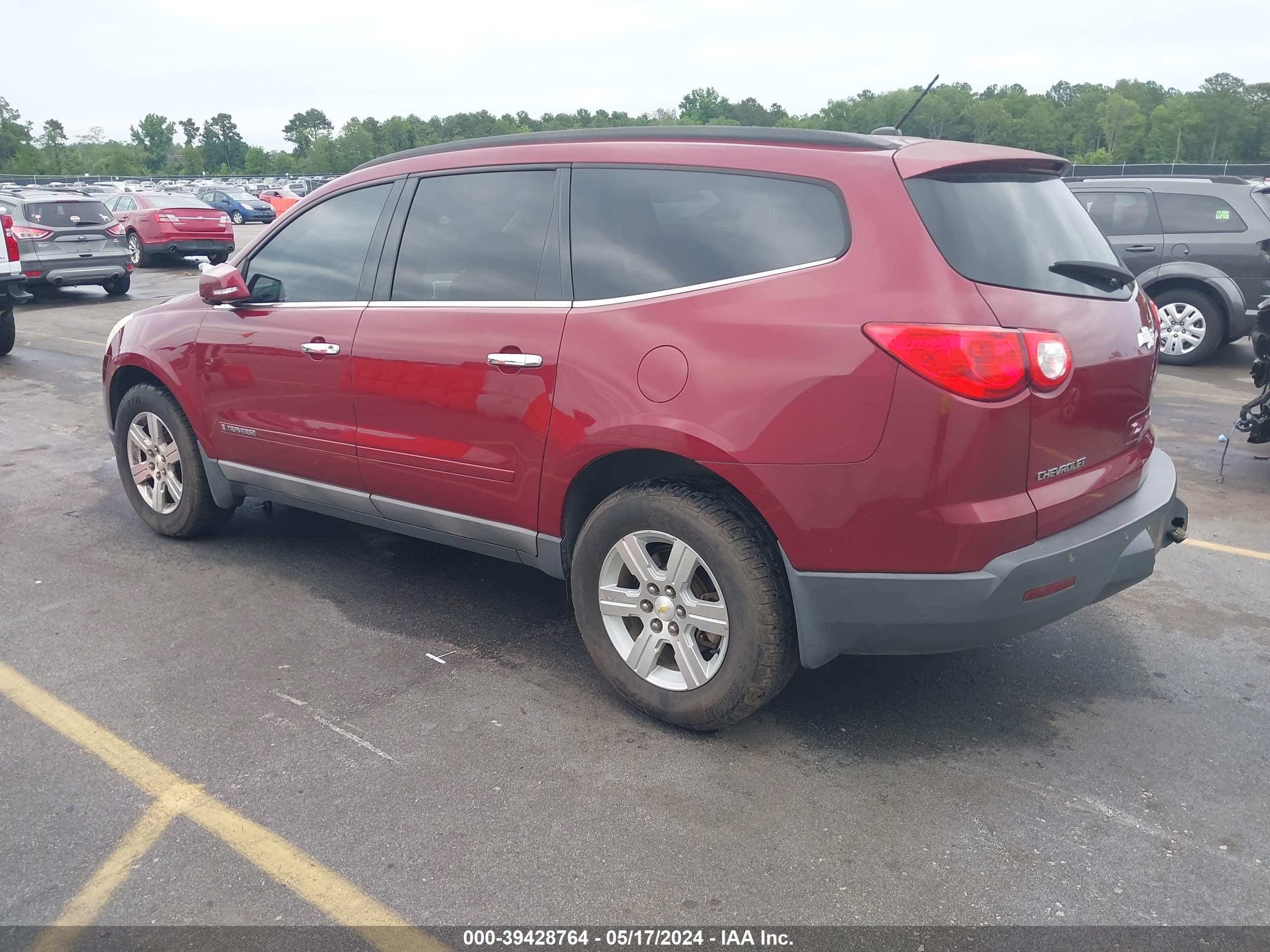 Photo 2 VIN: 1GNER23D79S157264 - CHEVROLET TRAVERSE 