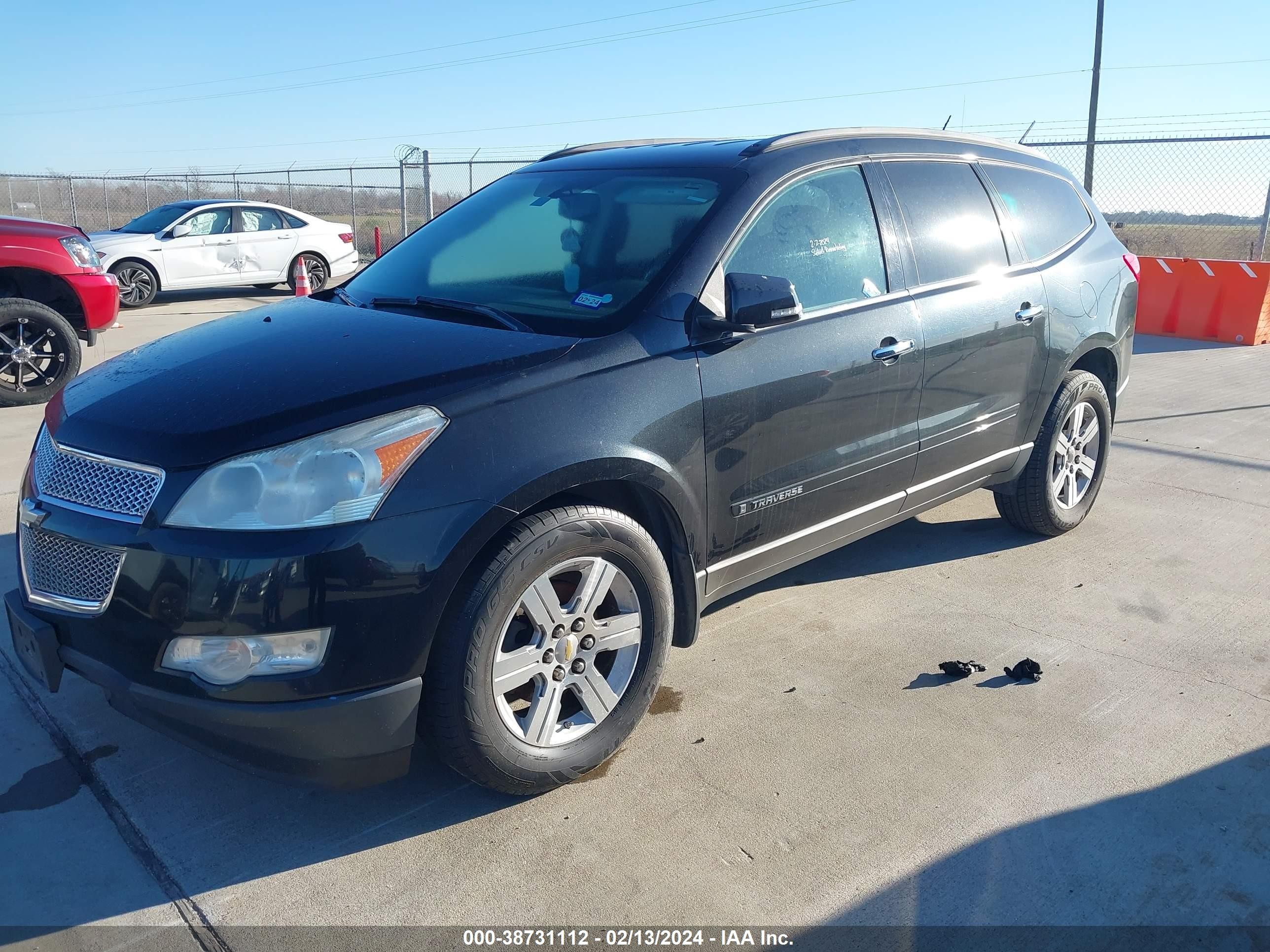 Photo 1 VIN: 1GNER23D89S121101 - CHEVROLET TRAVERSE 