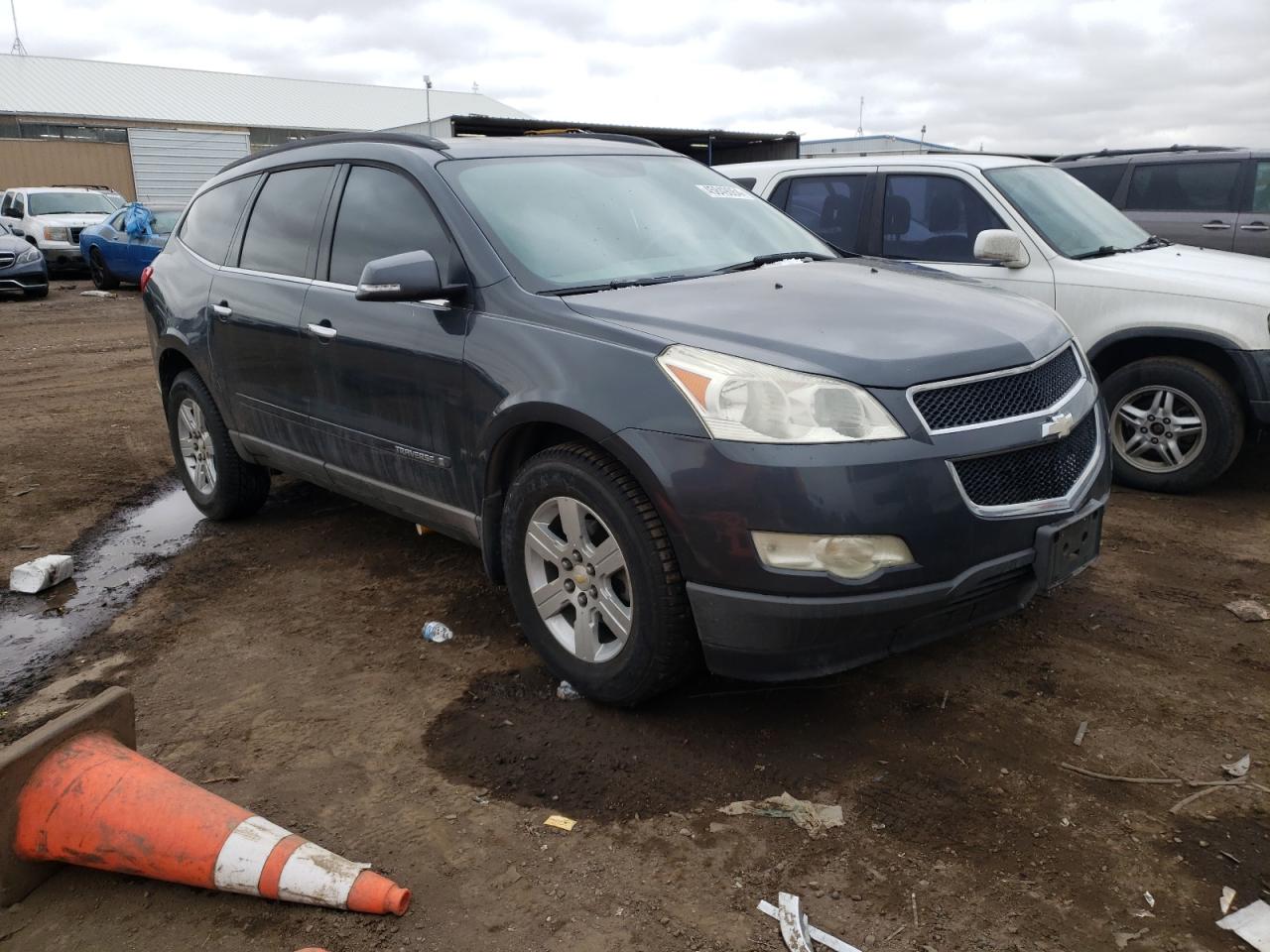 Photo 3 VIN: 1GNER23D99S173479 - CHEVROLET TRAVERSE 