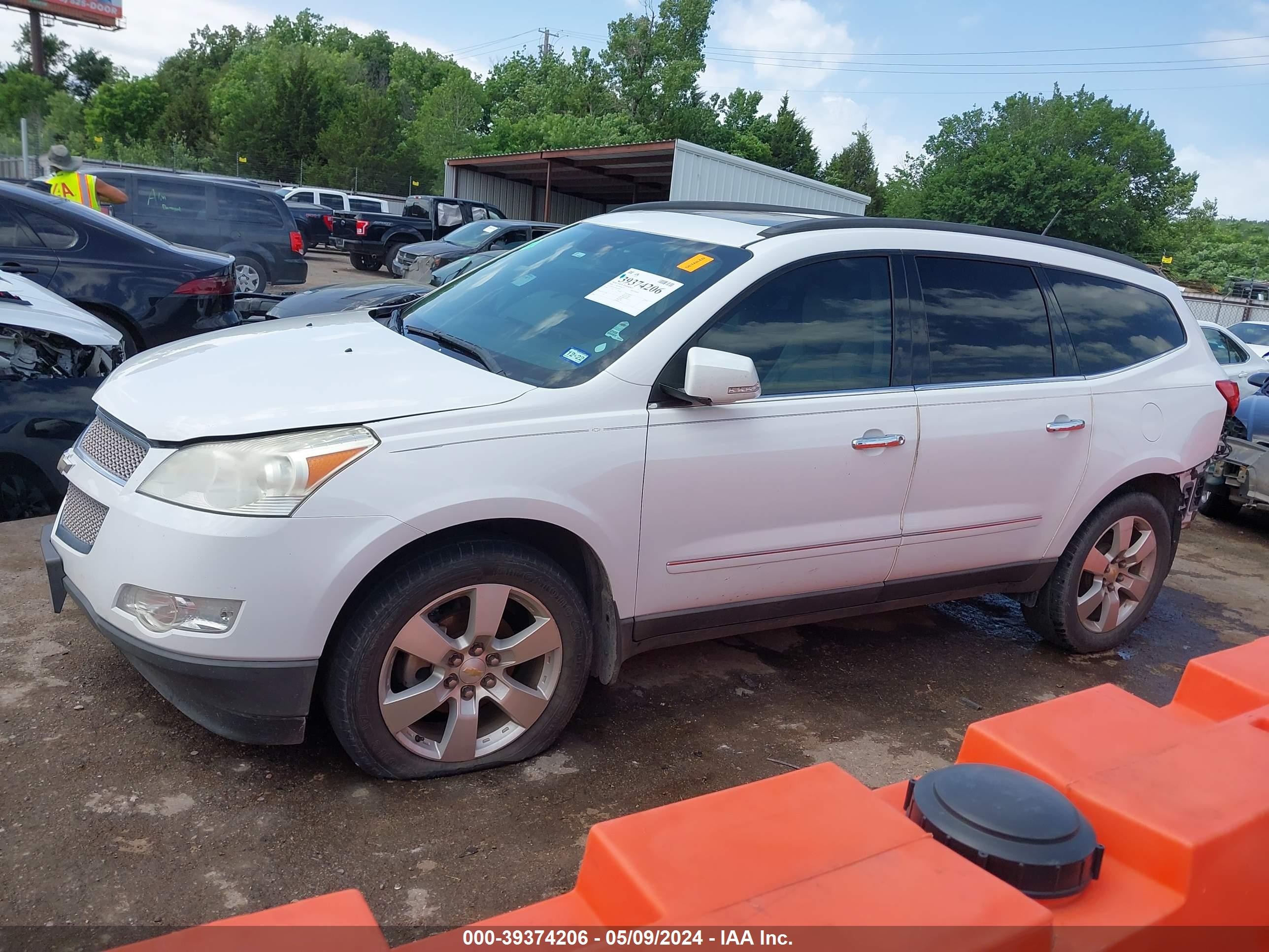 Photo 14 VIN: 1GNER33D39S114420 - CHEVROLET TRAVERSE 