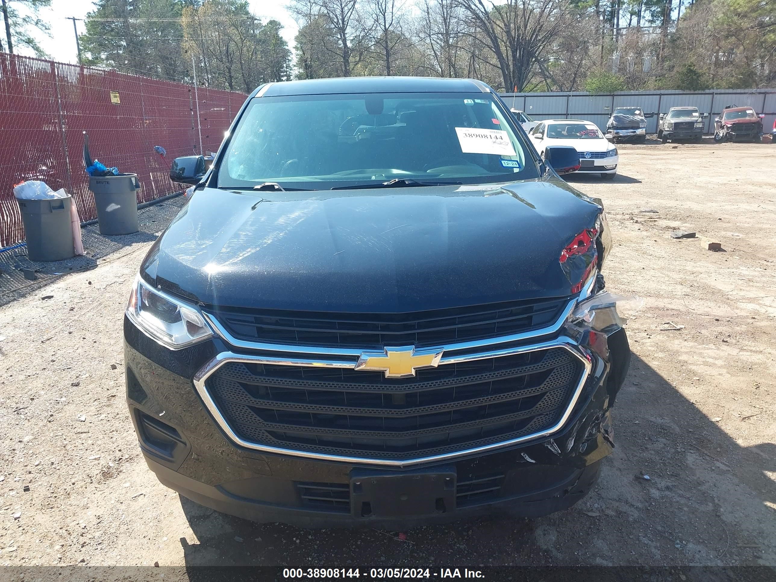 Photo 11 VIN: 1GNERFKW0KJ165566 - CHEVROLET TRAVERSE 