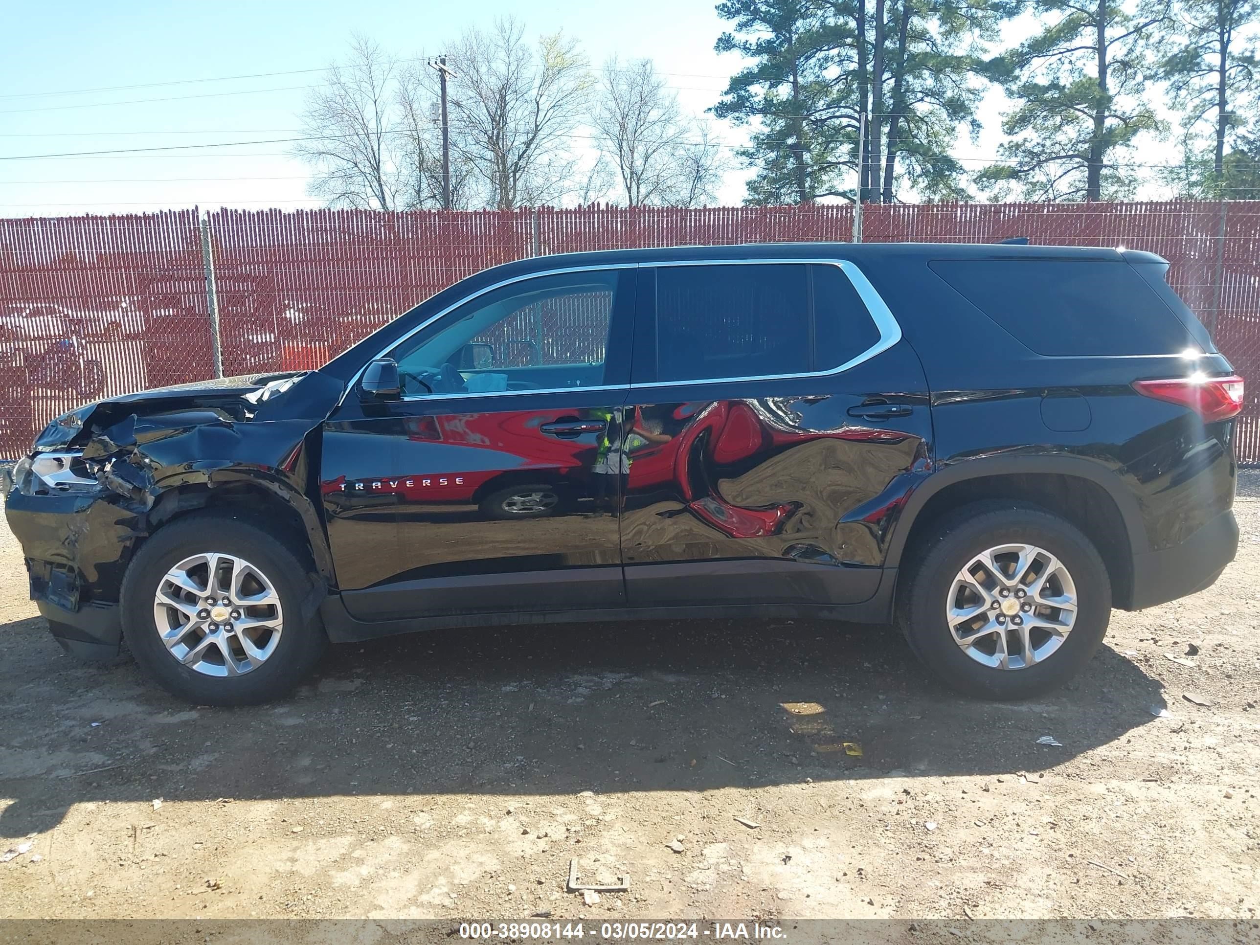 Photo 13 VIN: 1GNERFKW0KJ165566 - CHEVROLET TRAVERSE 