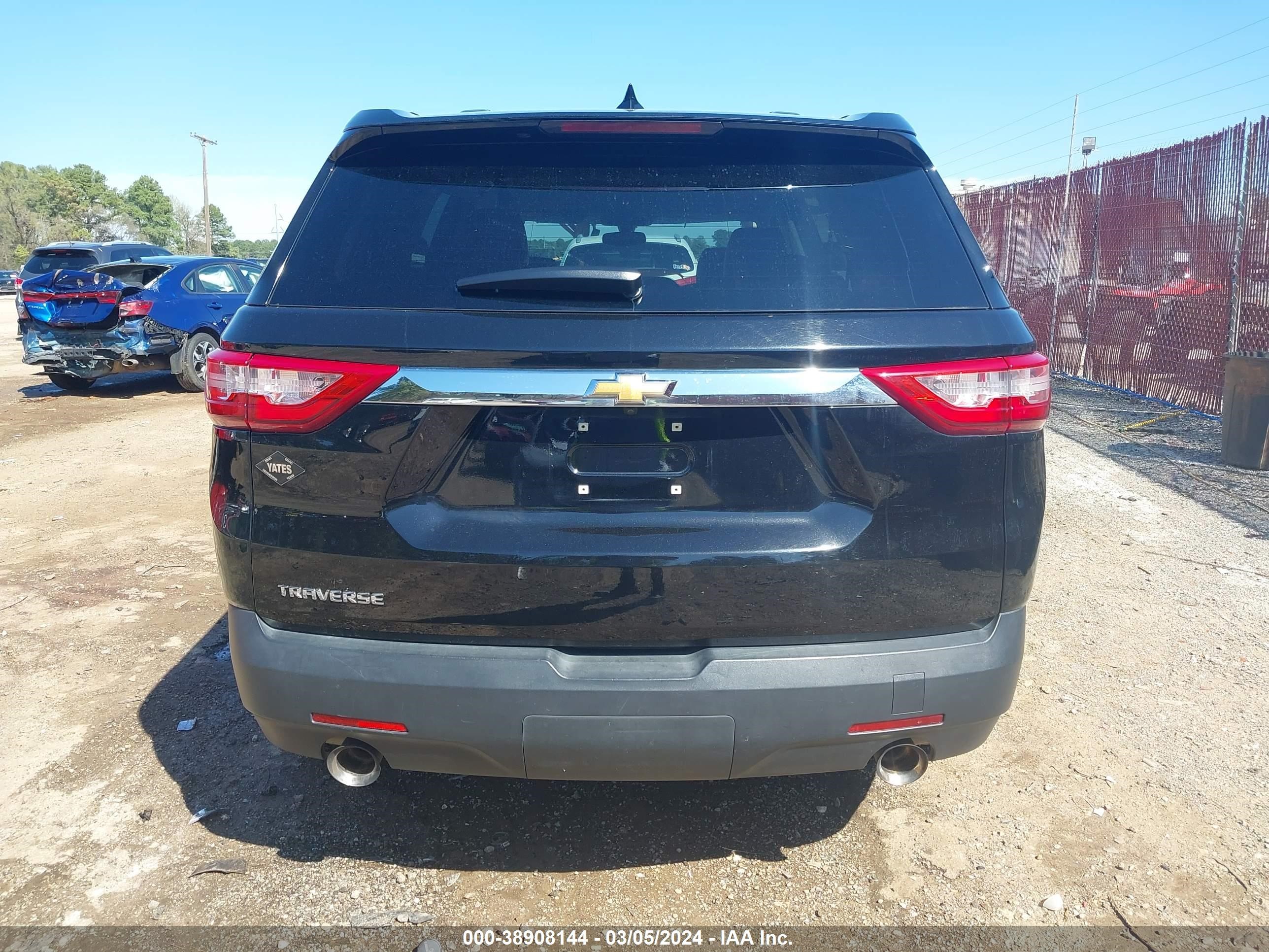 Photo 15 VIN: 1GNERFKW0KJ165566 - CHEVROLET TRAVERSE 