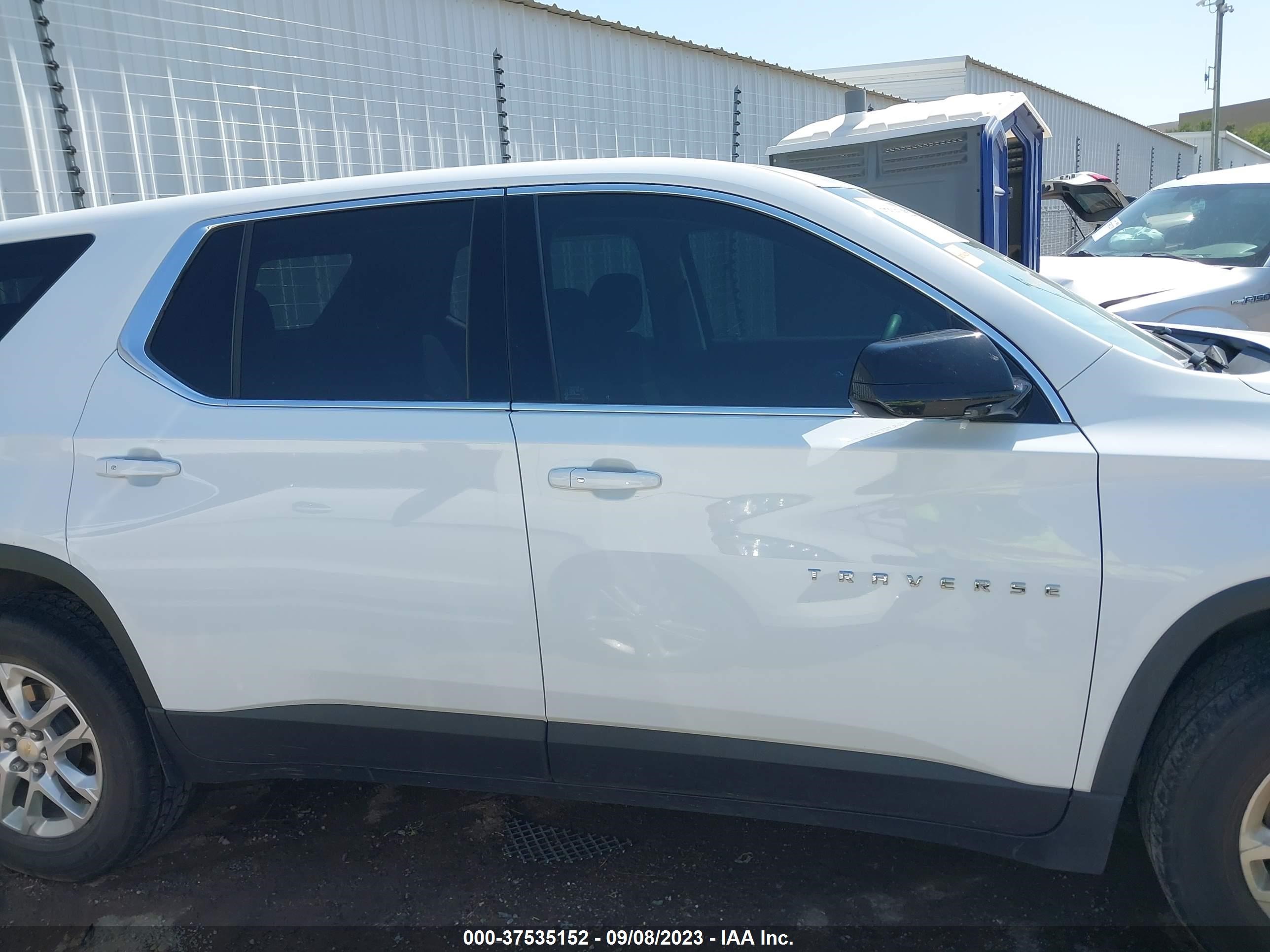 Photo 13 VIN: 1GNERFKW1KJ118773 - CHEVROLET TRAVERSE 