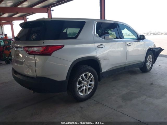 Photo 3 VIN: 1GNERFKW1KJ320884 - CHEVROLET TRAVERSE 