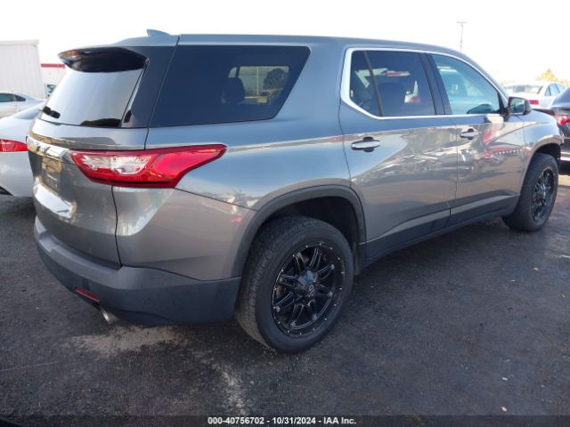 Photo 3 VIN: 1GNERFKW2JJ207900 - CHEVROLET TRAVERSE 