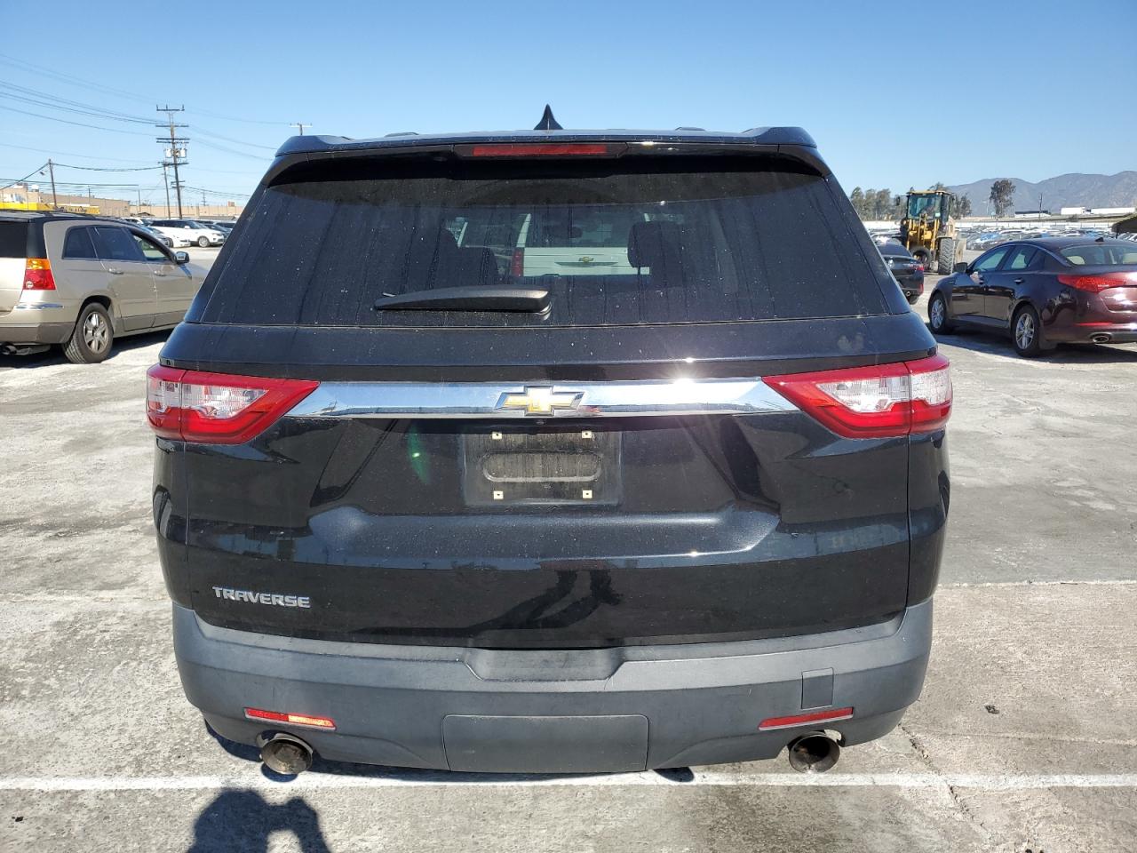 Photo 5 VIN: 1GNERFKW2JJ268924 - CHEVROLET TRAVERSE 