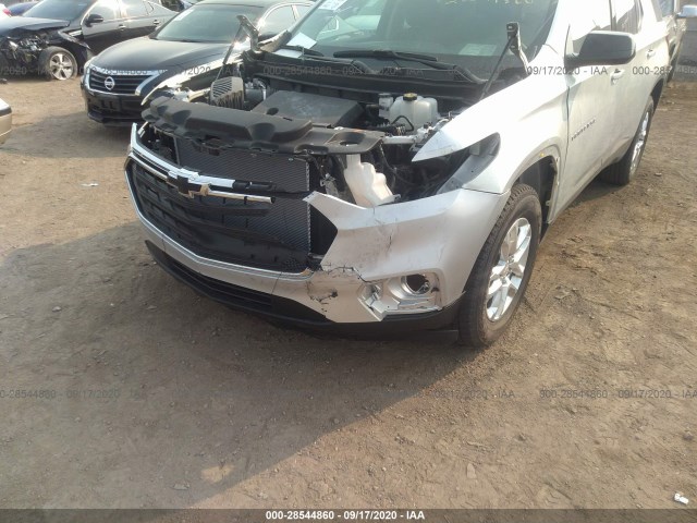 Photo 5 VIN: 1GNERFKW2KJ240638 - CHEVROLET TRAVERSE 