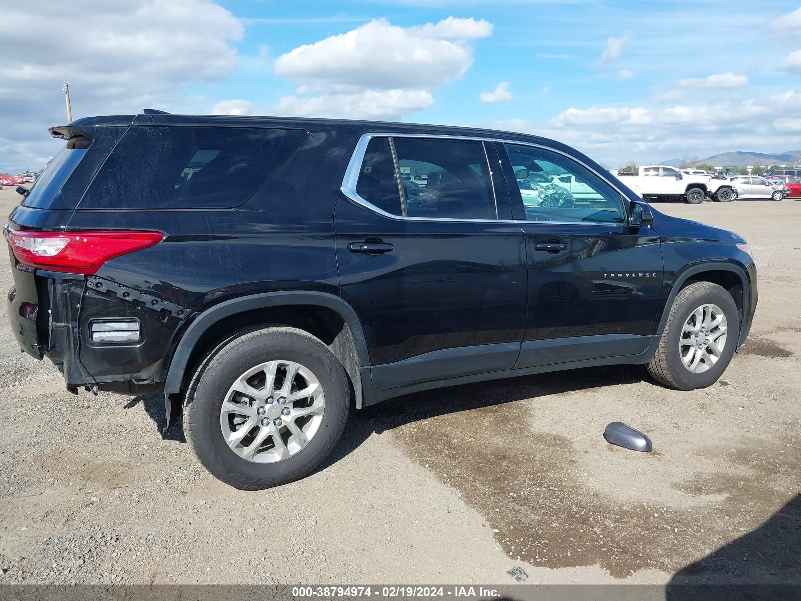 Photo 12 VIN: 1GNERFKW2LJ272491 - CHEVROLET TRAVERSE 