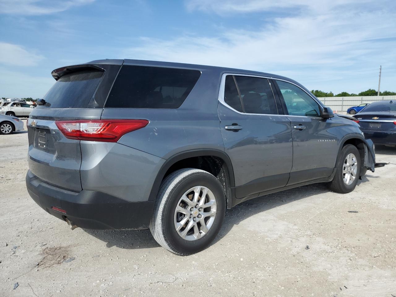 Photo 2 VIN: 1GNERFKW3MJ226444 - CHEVROLET TRAVERSE 