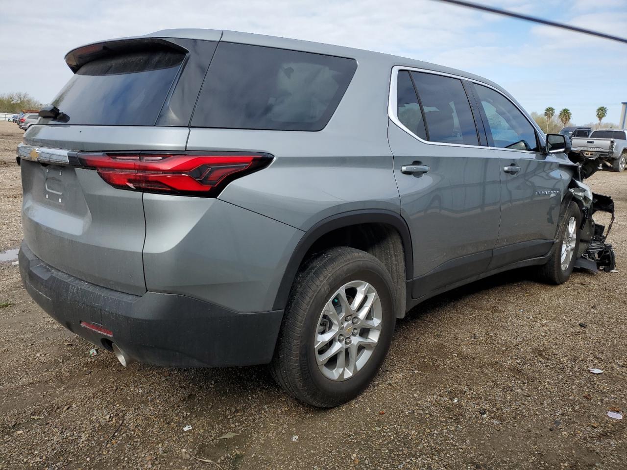 Photo 2 VIN: 1GNERFKW3PJ284297 - CHEVROLET TRAVERSE 