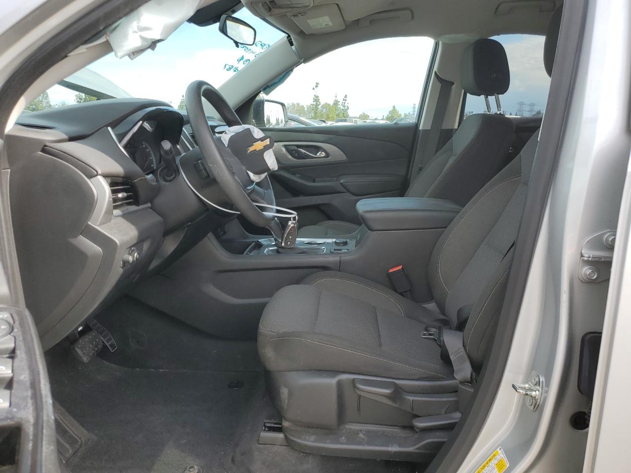 Photo 6 VIN: 1GNERFKW4LJ208582 - CHEVROLET TRAVERSE 