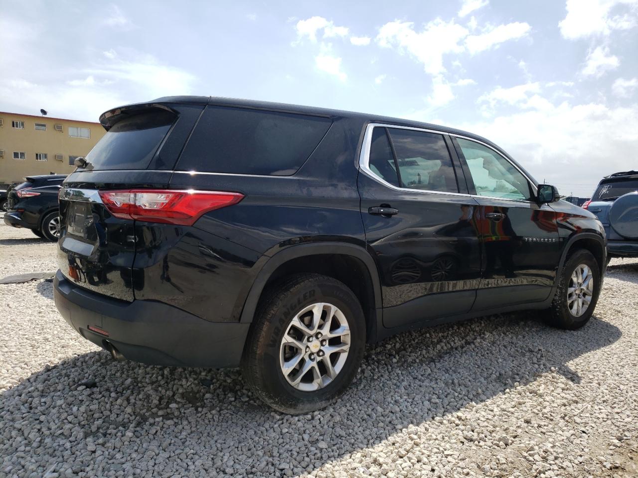 Photo 2 VIN: 1GNERFKW5JJ237747 - CHEVROLET TRAVERSE 