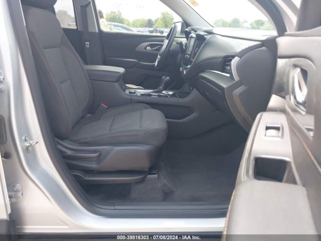 Photo 4 VIN: 1GNERFKW6KJ136556 - CHEVROLET TRAVERSE 