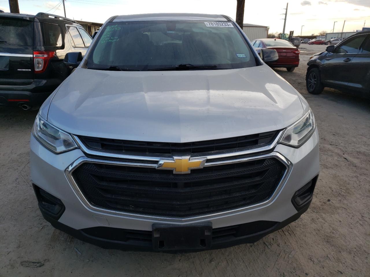 Photo 4 VIN: 1GNERFKW6KJ219114 - CHEVROLET TRAVERSE 