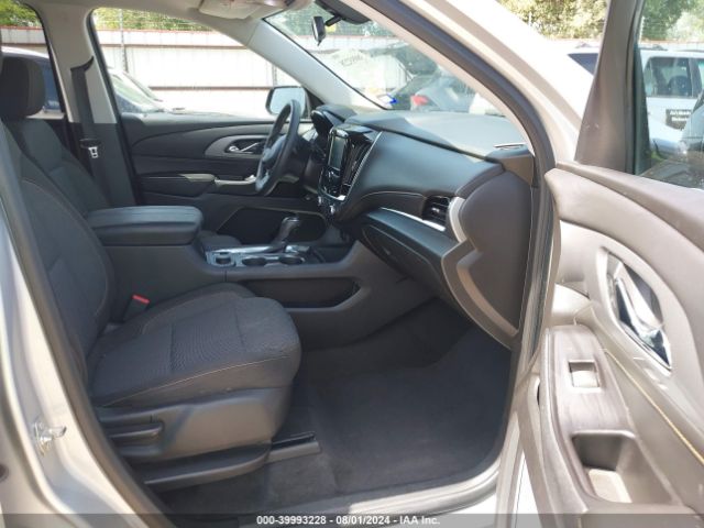 Photo 4 VIN: 1GNERFKW7JJ137214 - CHEVROLET TRAVERSE 