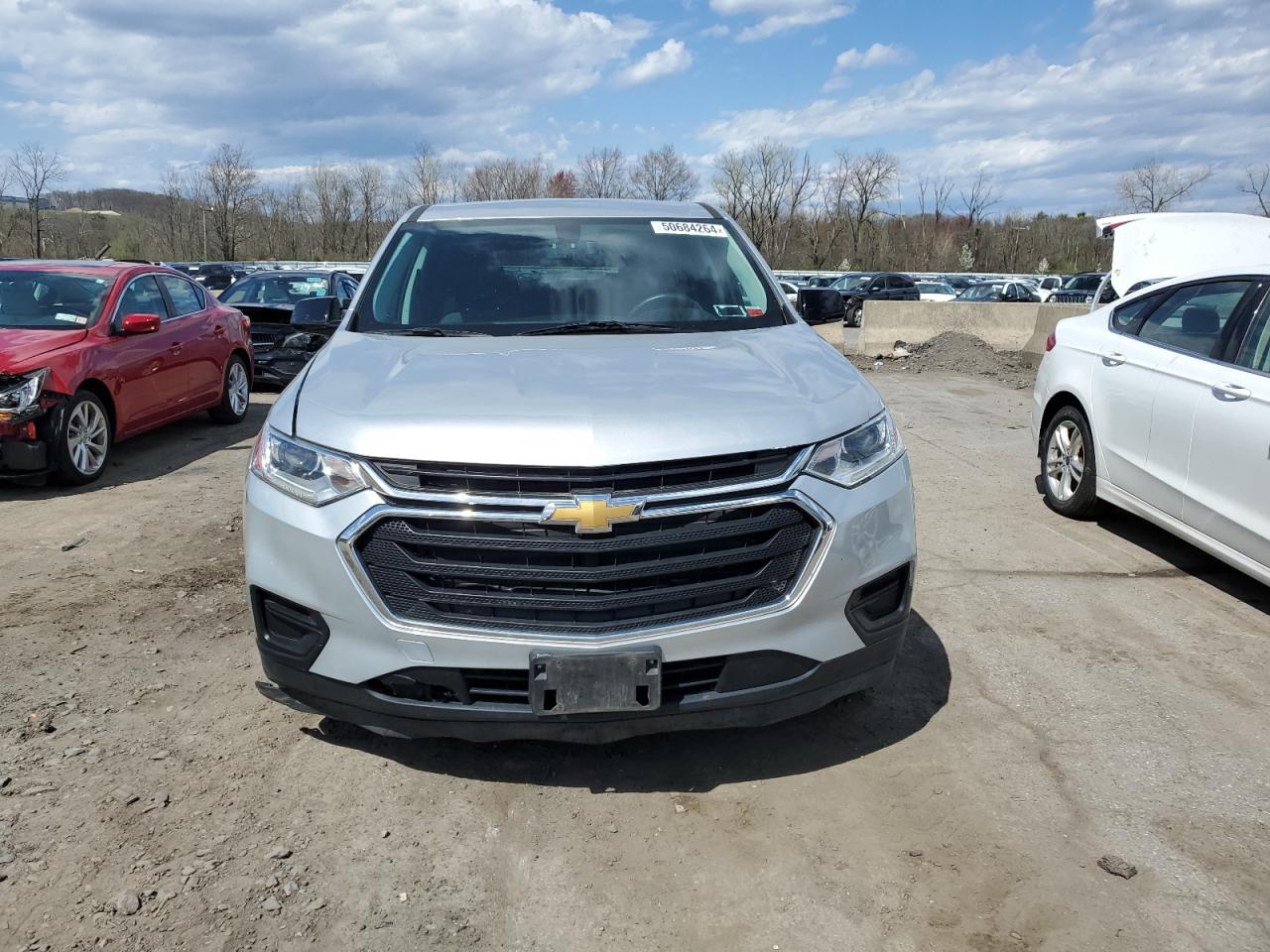 Photo 4 VIN: 1GNERFKW7KJ282772 - CHEVROLET TRAVERSE 