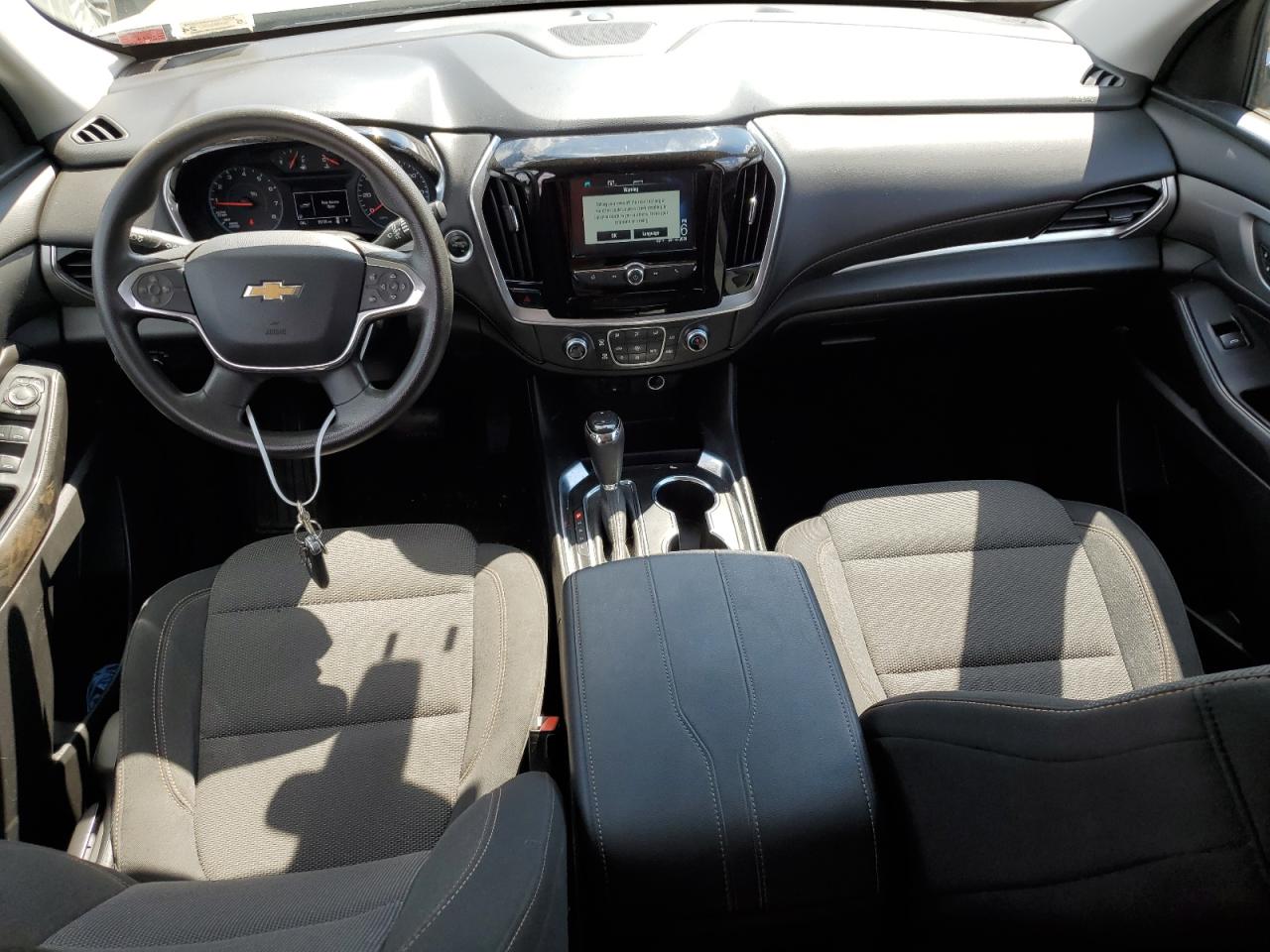 Photo 7 VIN: 1GNERFKW7KJ282772 - CHEVROLET TRAVERSE 