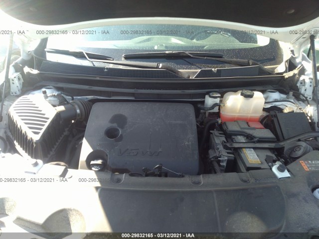 Photo 9 VIN: 1GNERFKW8KJ314161 - CHEVROLET TRAVERSE 