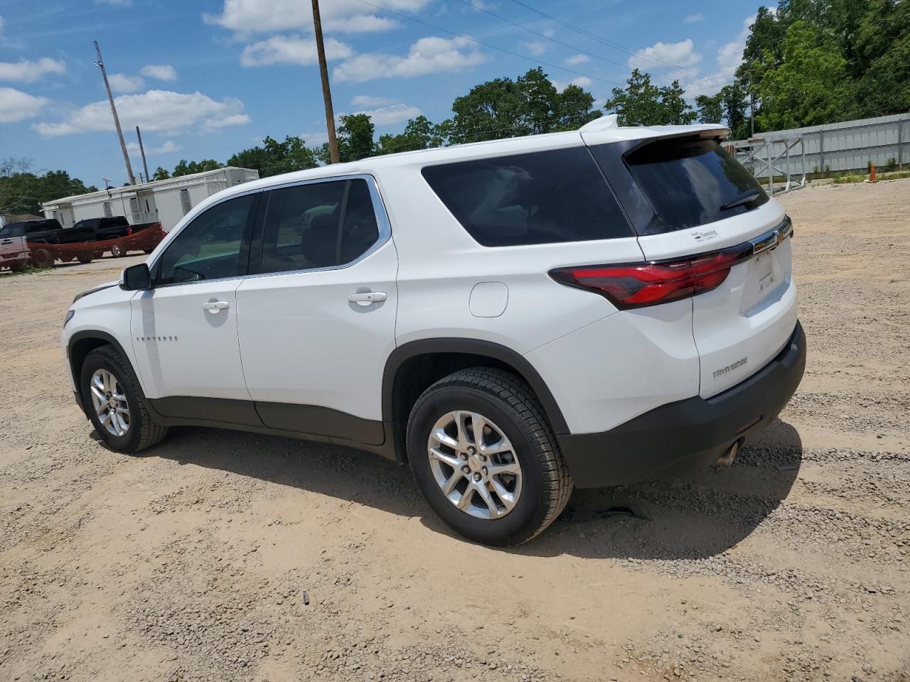 Photo 1 VIN: 1GNERFKW8PJ232809 - CHEVROLET TRAVERSE 