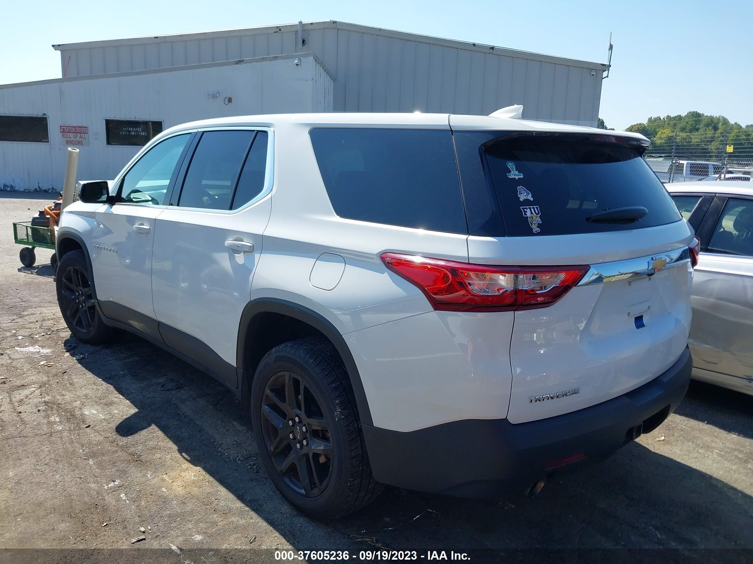 Photo 2 VIN: 1GNERFKW9LJ155930 - CHEVROLET TRAVERSE 