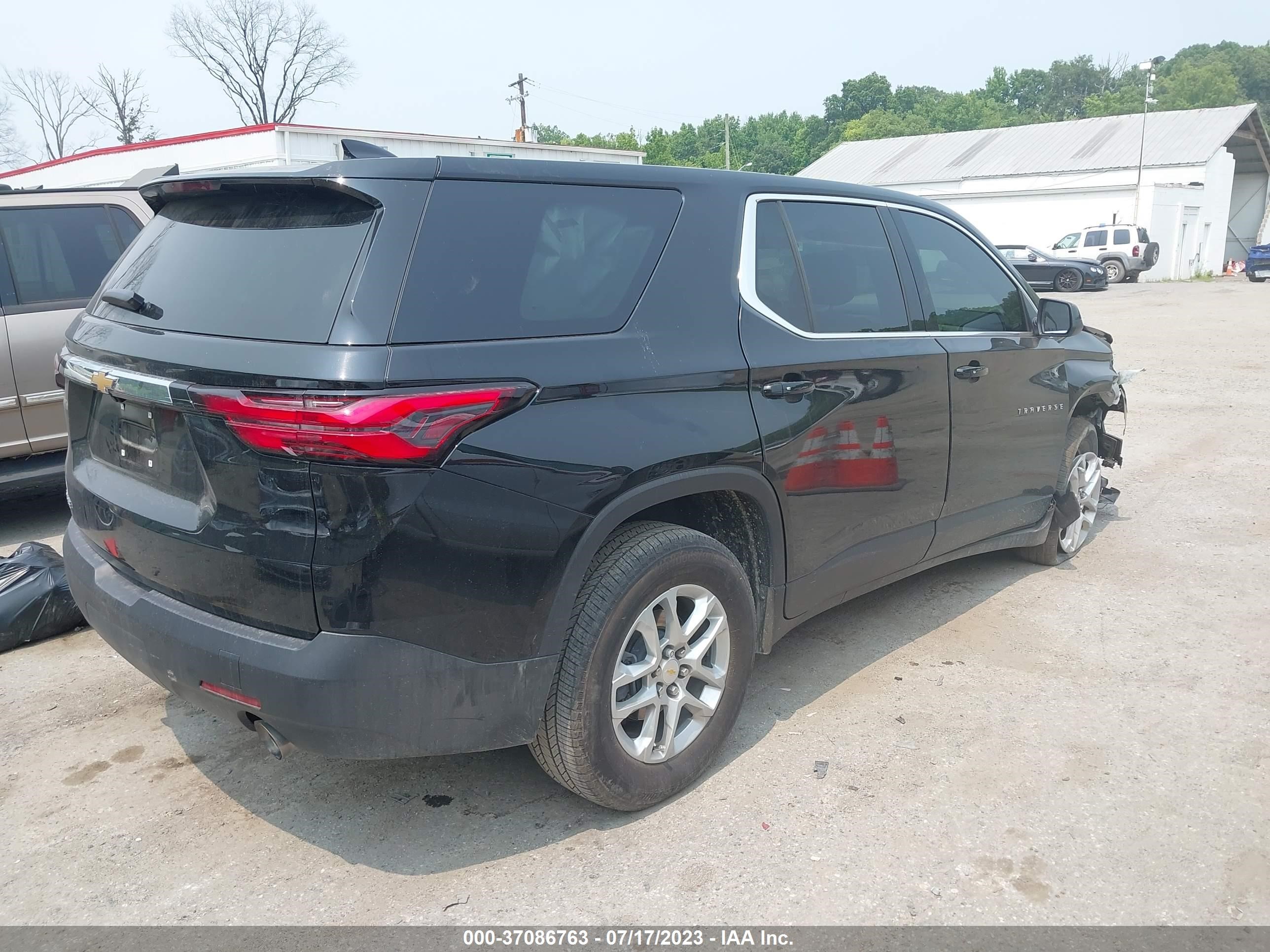 Photo 3 VIN: 1GNERFKW9NJ115186 - CHEVROLET TRAVERSE 