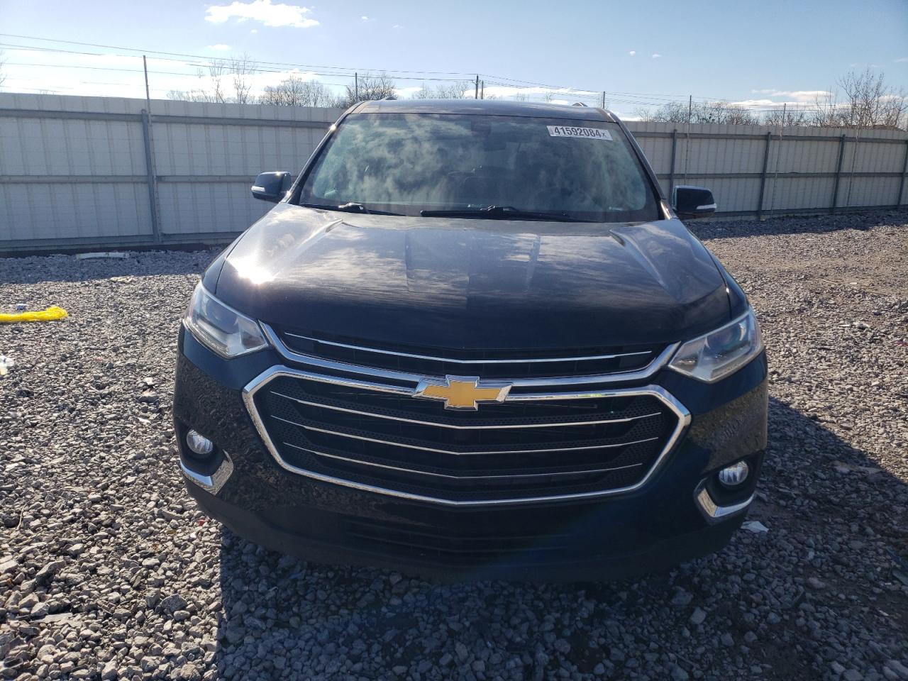 Photo 4 VIN: 1GNERGKW1JJ258536 - CHEVROLET TRAVERSE 