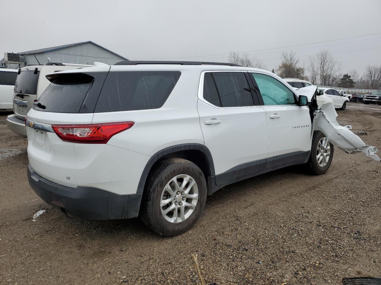 Photo 2 VIN: 1GNERGKW1KJ177456 - CHEVROLET TRAVERSE 