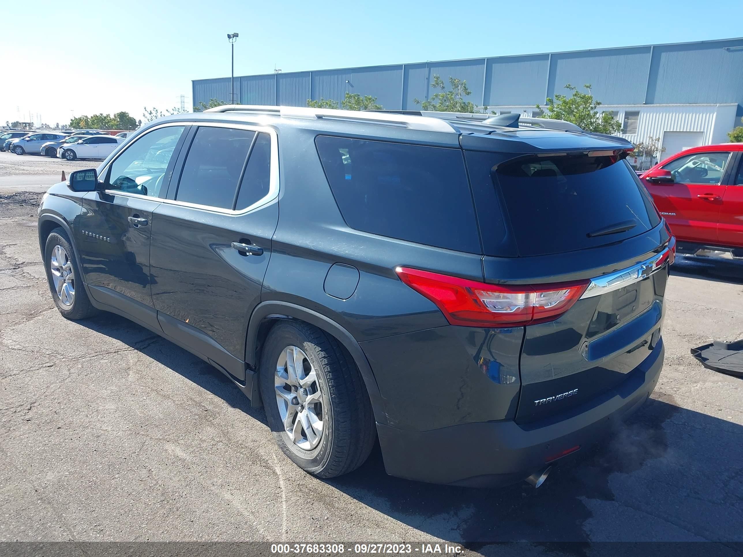 Photo 2 VIN: 1GNERGKW2JJ264412 - CHEVROLET TRAVERSE 