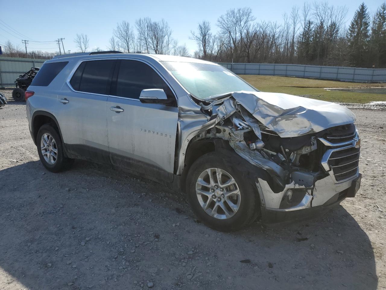 Photo 3 VIN: 1GNERGKW2JJ274227 - CHEVROLET TRAVERSE 