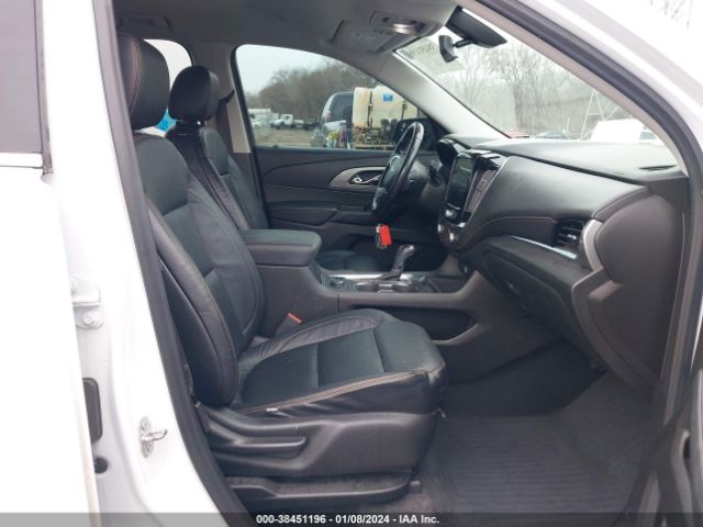 Photo 4 VIN: 1GNERGKW3KJ101852 - CHEVROLET TRAVERSE 